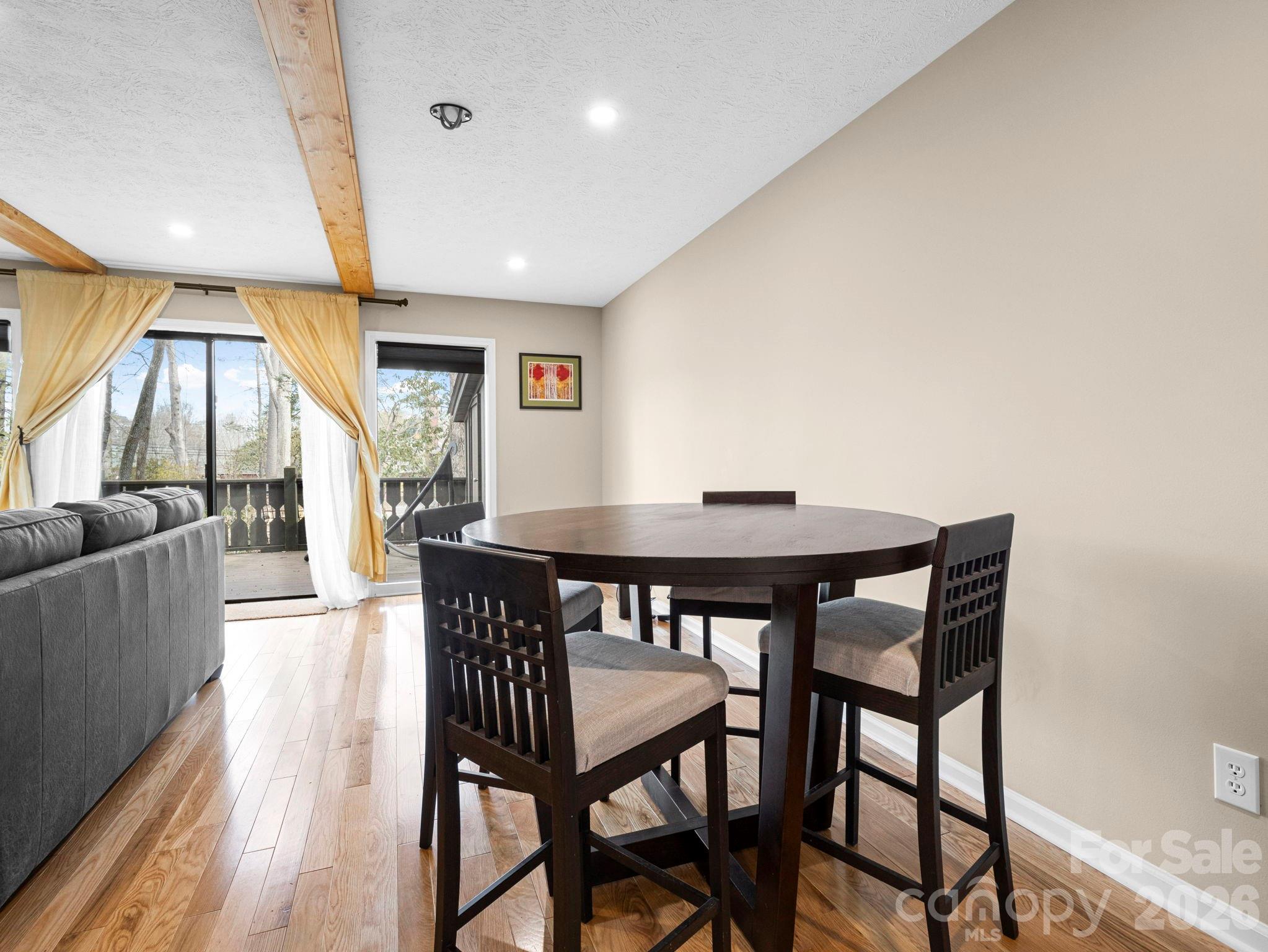 Laurelwood - Residential