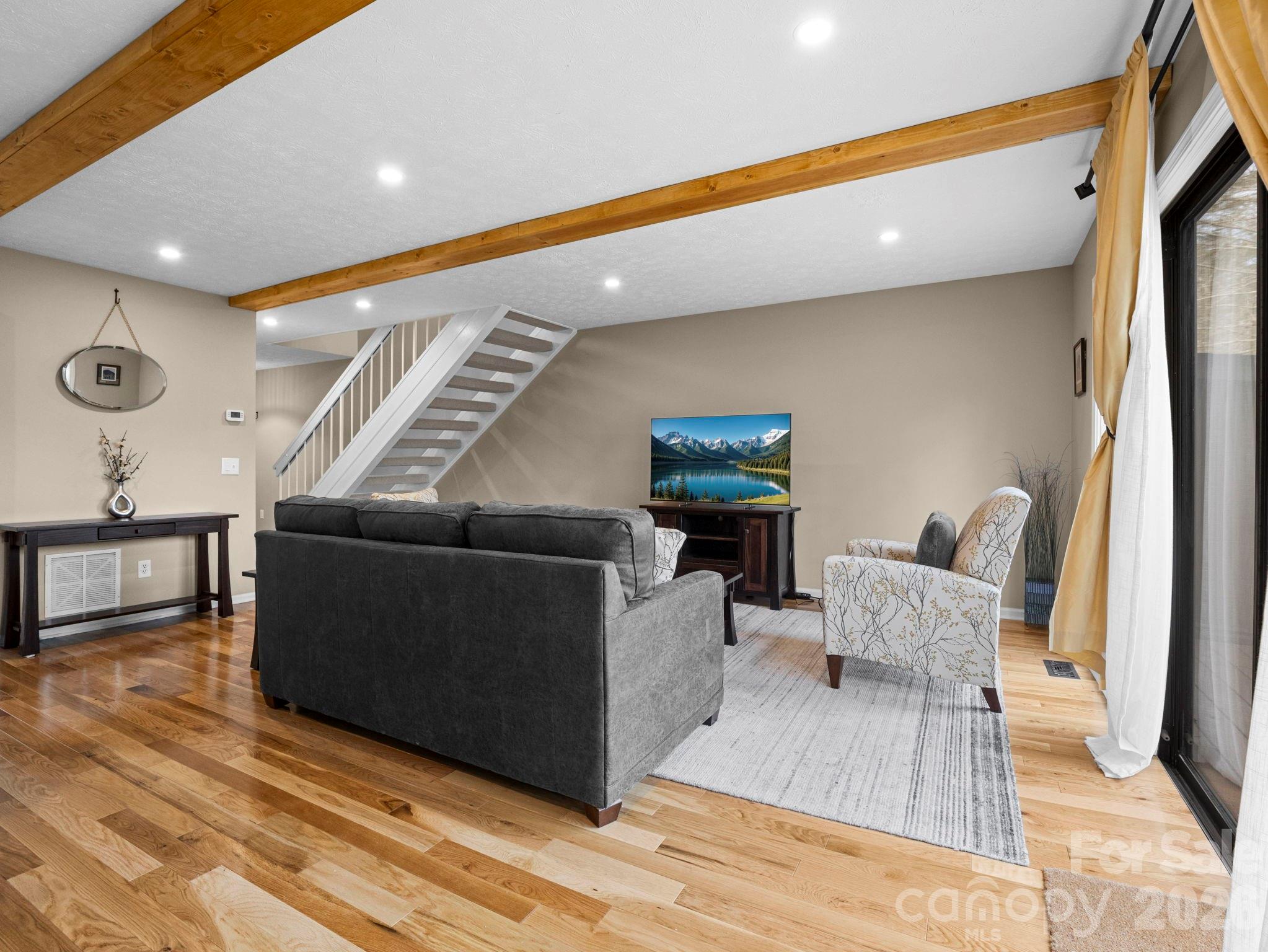 Laurelwood - Residential