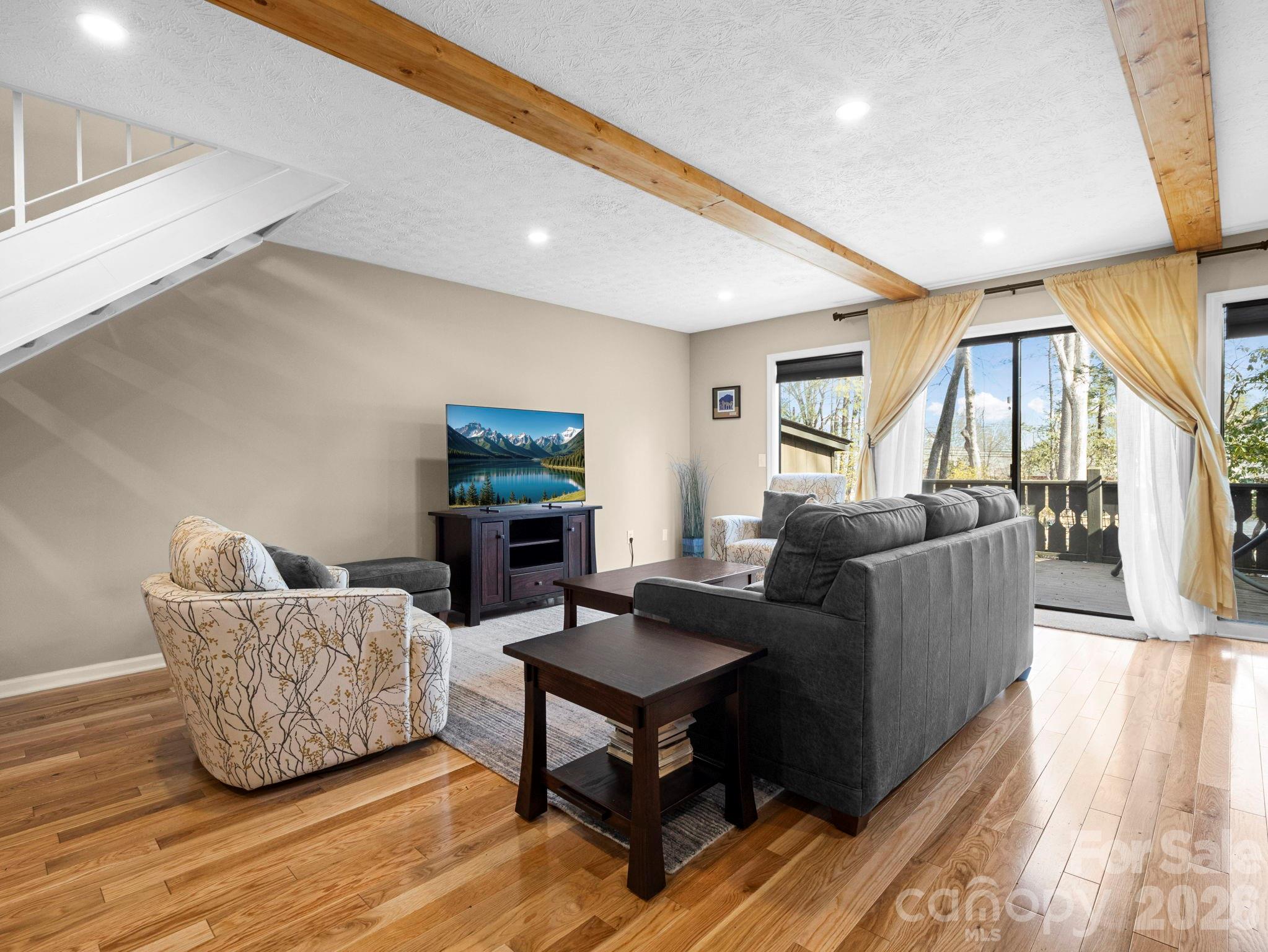 Laurelwood - Residential