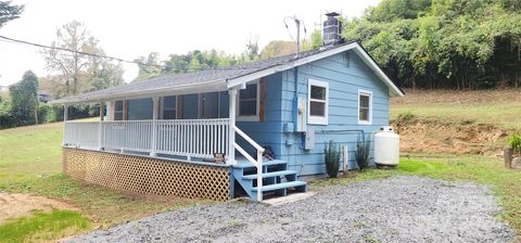 A home in Tryon