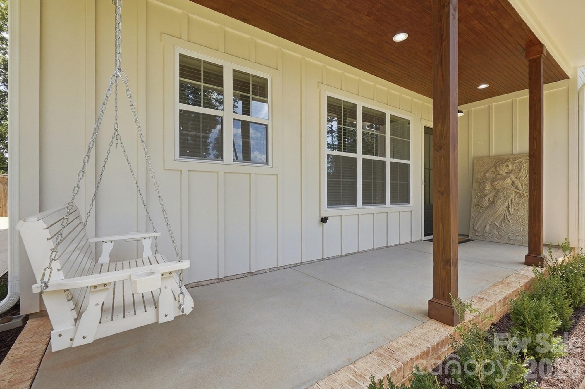 369 Sunderland Road