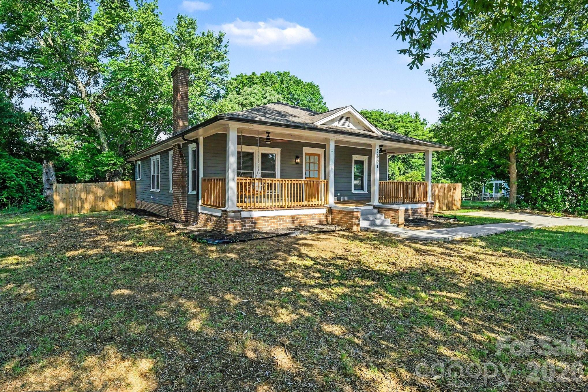 1601 Lawing Road