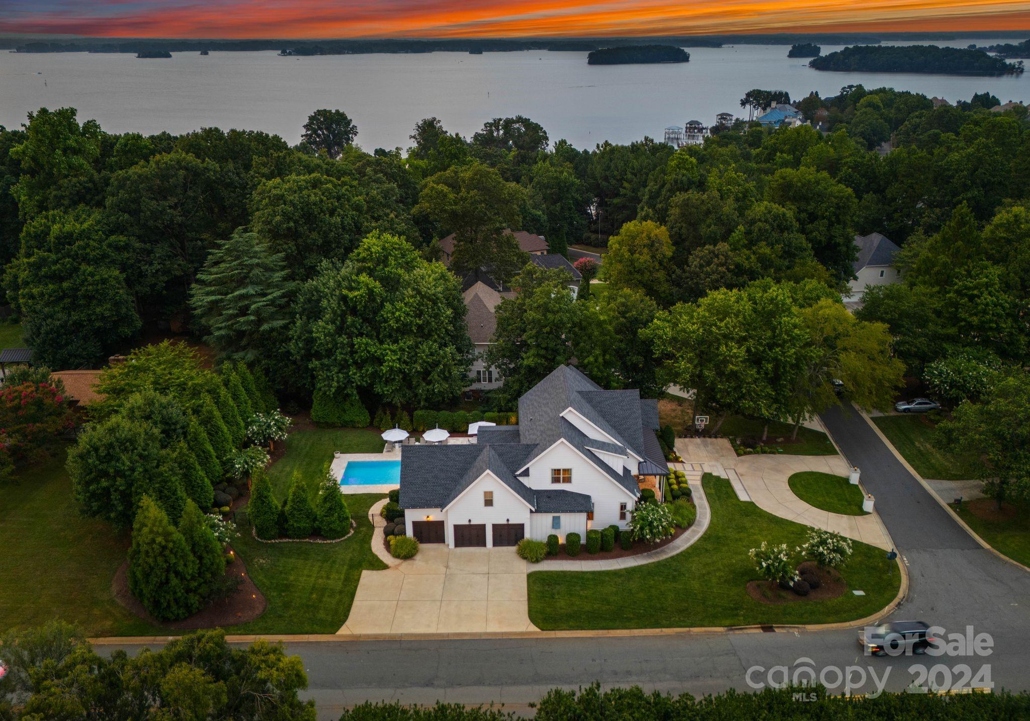 Mountain View Beach - Residential