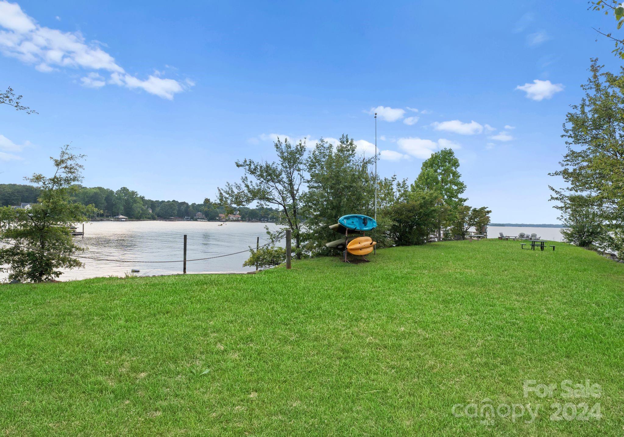 Mountain View Beach - Residential