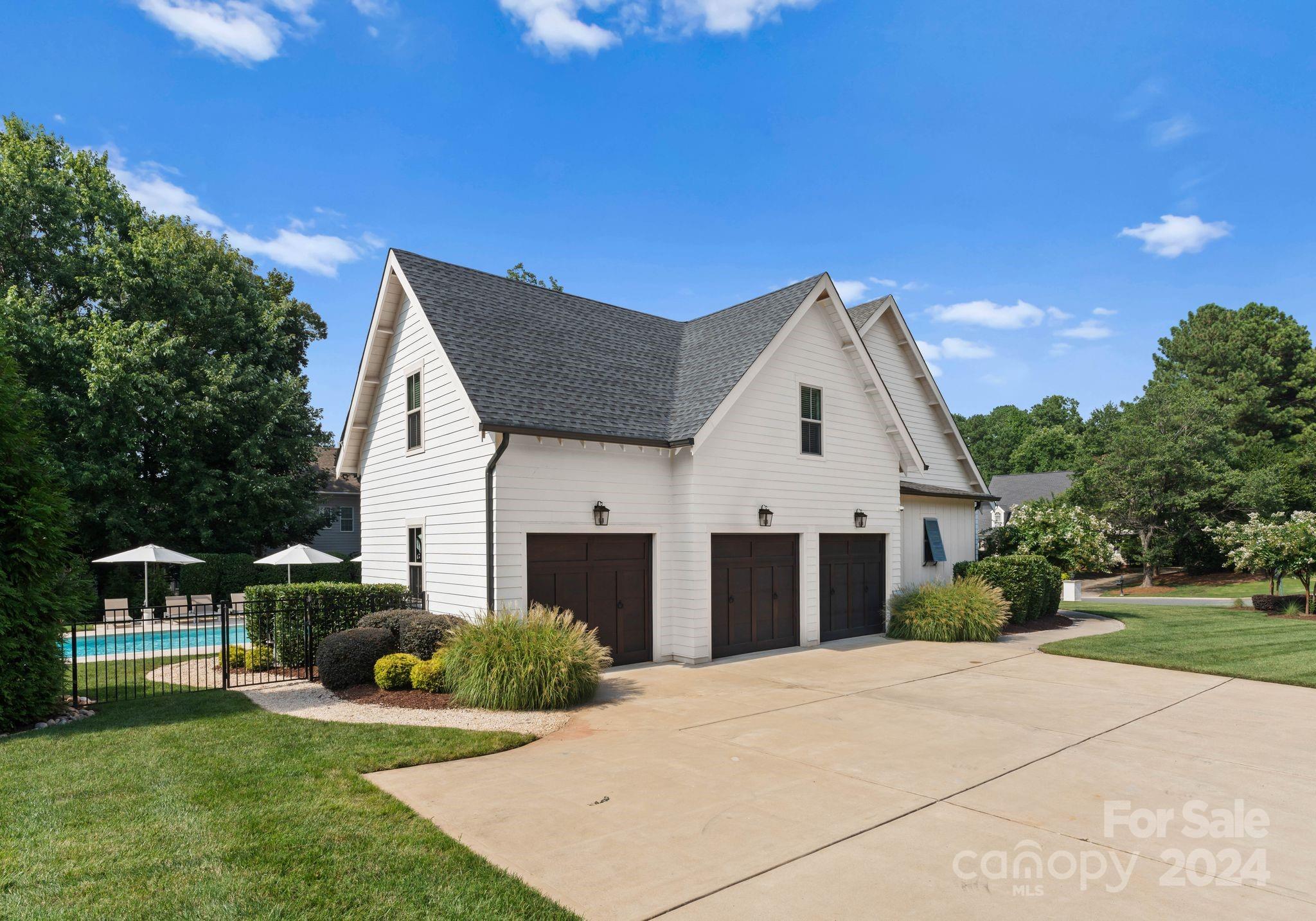 Mountain View Beach - Residential