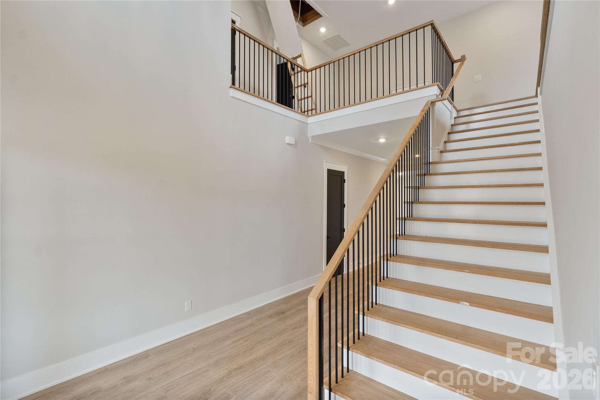 1017 Courtney Lane 16