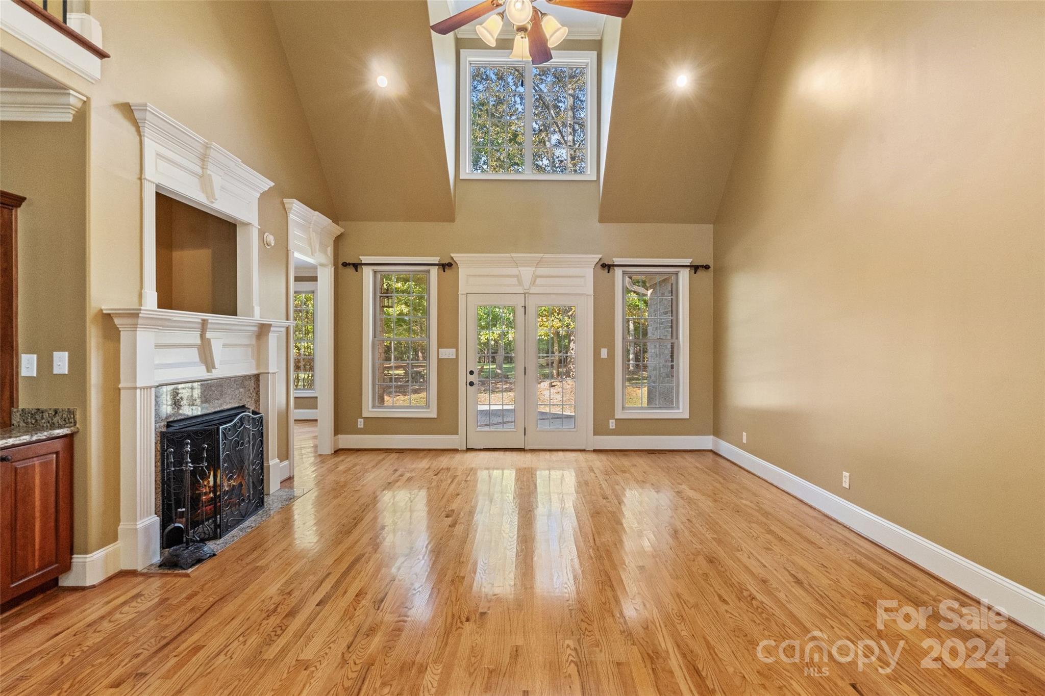 Sunset Ridge - Residential