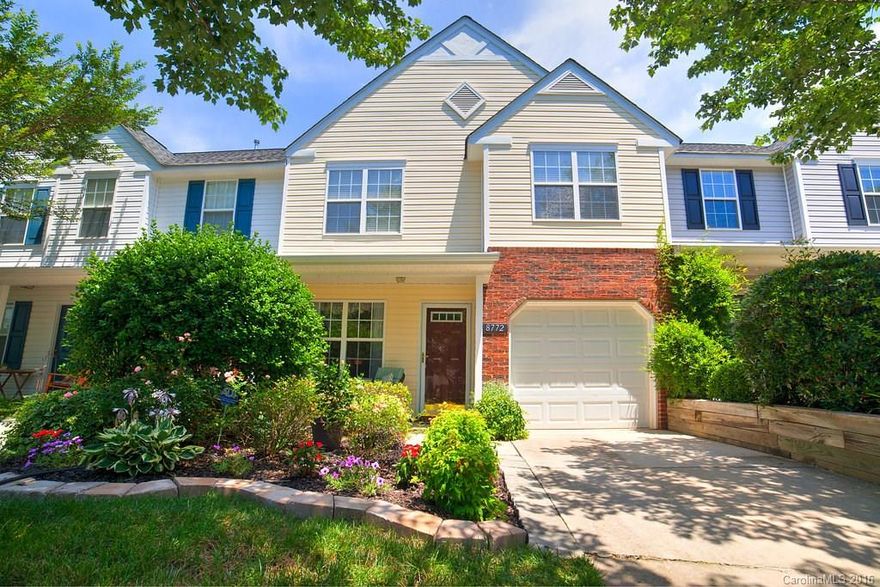 Beautiful updated townhome in the heart of Blakeney, in popular Tyler Woods! Luxurious appointments throughout! Kitchen has granite countertops with gorgeous tiled backsplash, tiled flooring & stainless steel appliances. Private back patio for lounging & grilling with extended patio overlooking woods! Gorgeous flooring! Stone fireplace!
Upstairs offers a loft with closet that could be converted into a 3rd bedroom! Lovely master suite with tile flooring in master bath. You won't be disappointed!