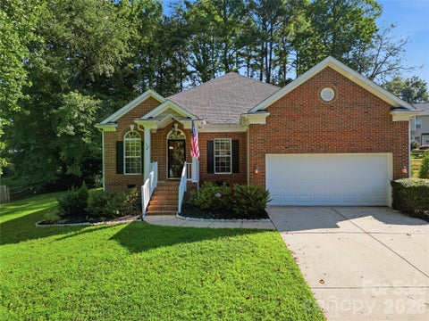 Photo of 108 Summerbrook Lane, Mooresville, NC 28117 (MLS # 4415684)