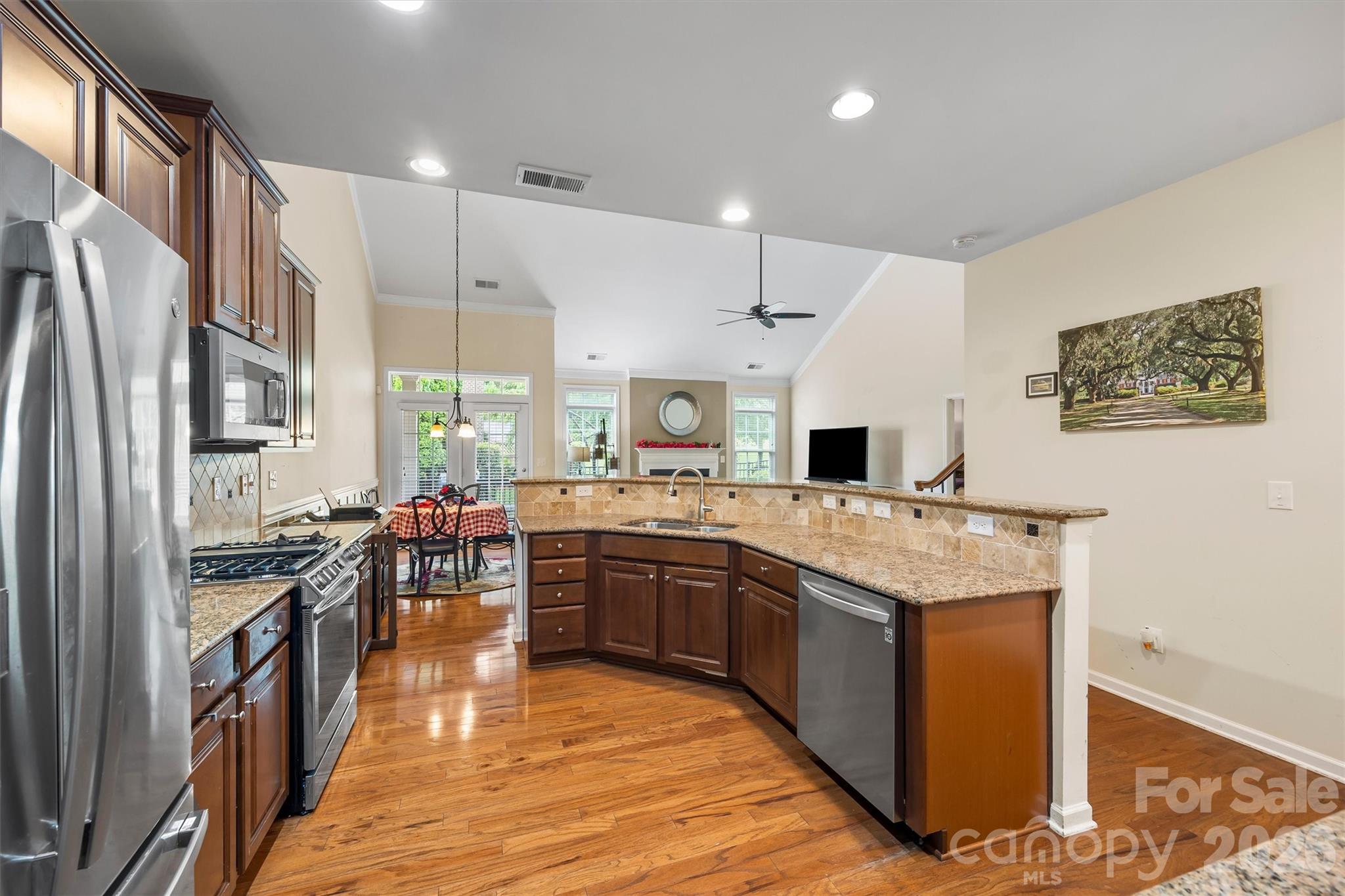 Park South Station - Residential