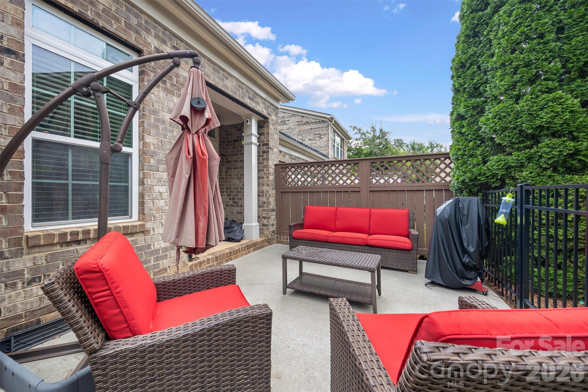 Park South Station - Residential