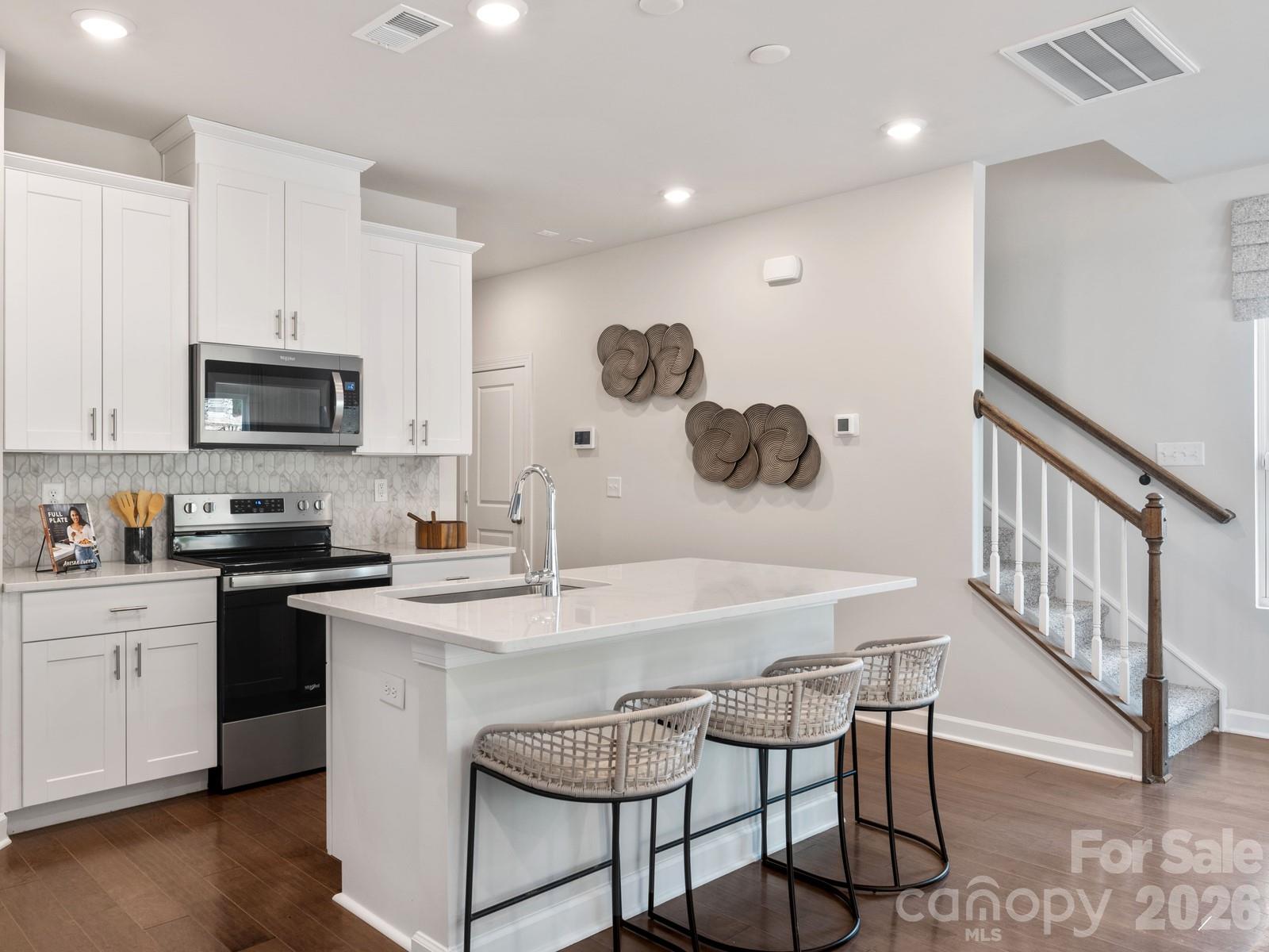 9016 Foggy Brook Loop