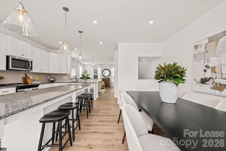 1018 Fairway Green Lane Landon