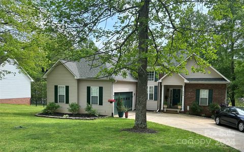 Single Family Residence in China Grove NC 304 Keller Street.jpg