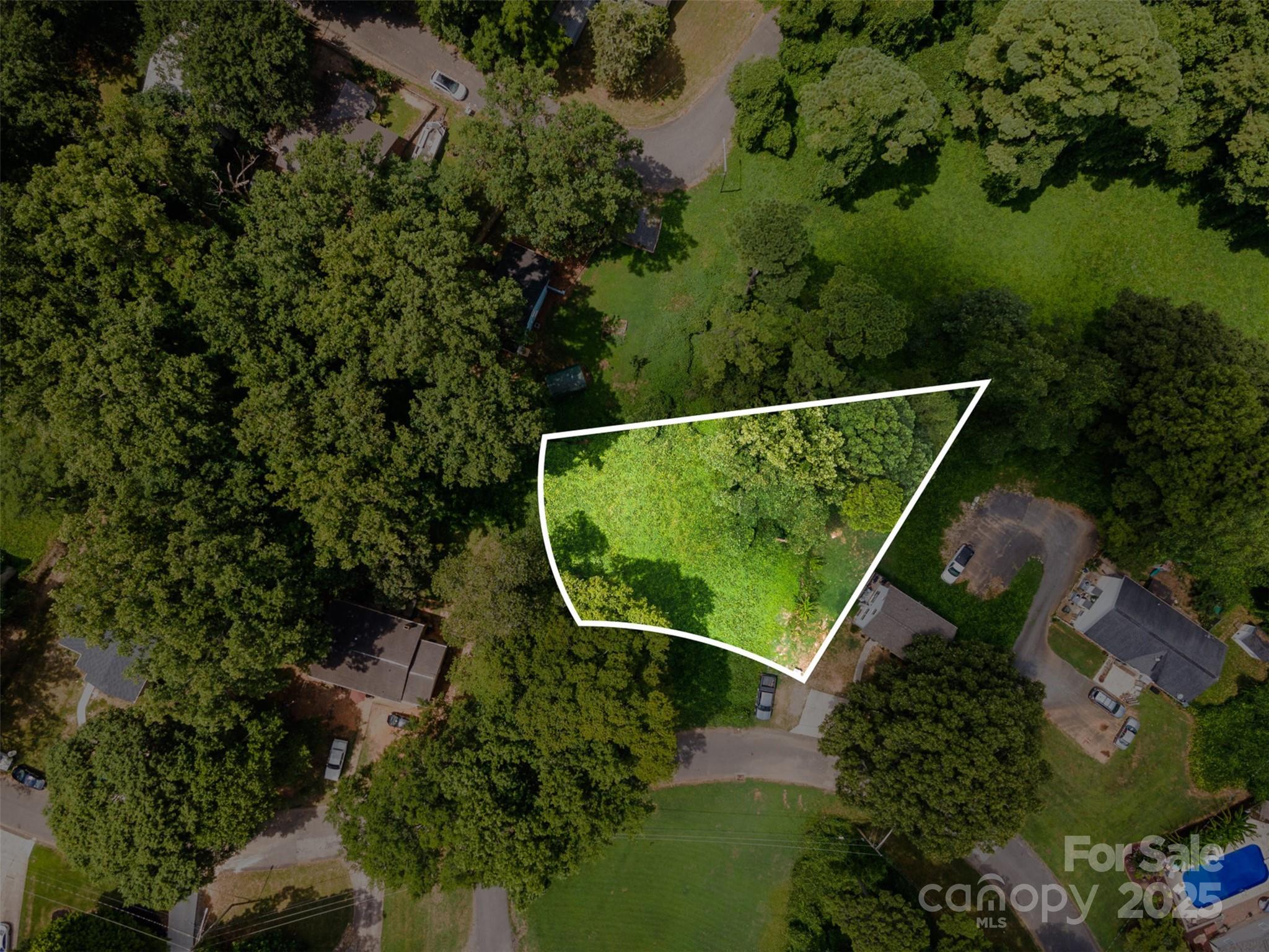 400 E Club Drive