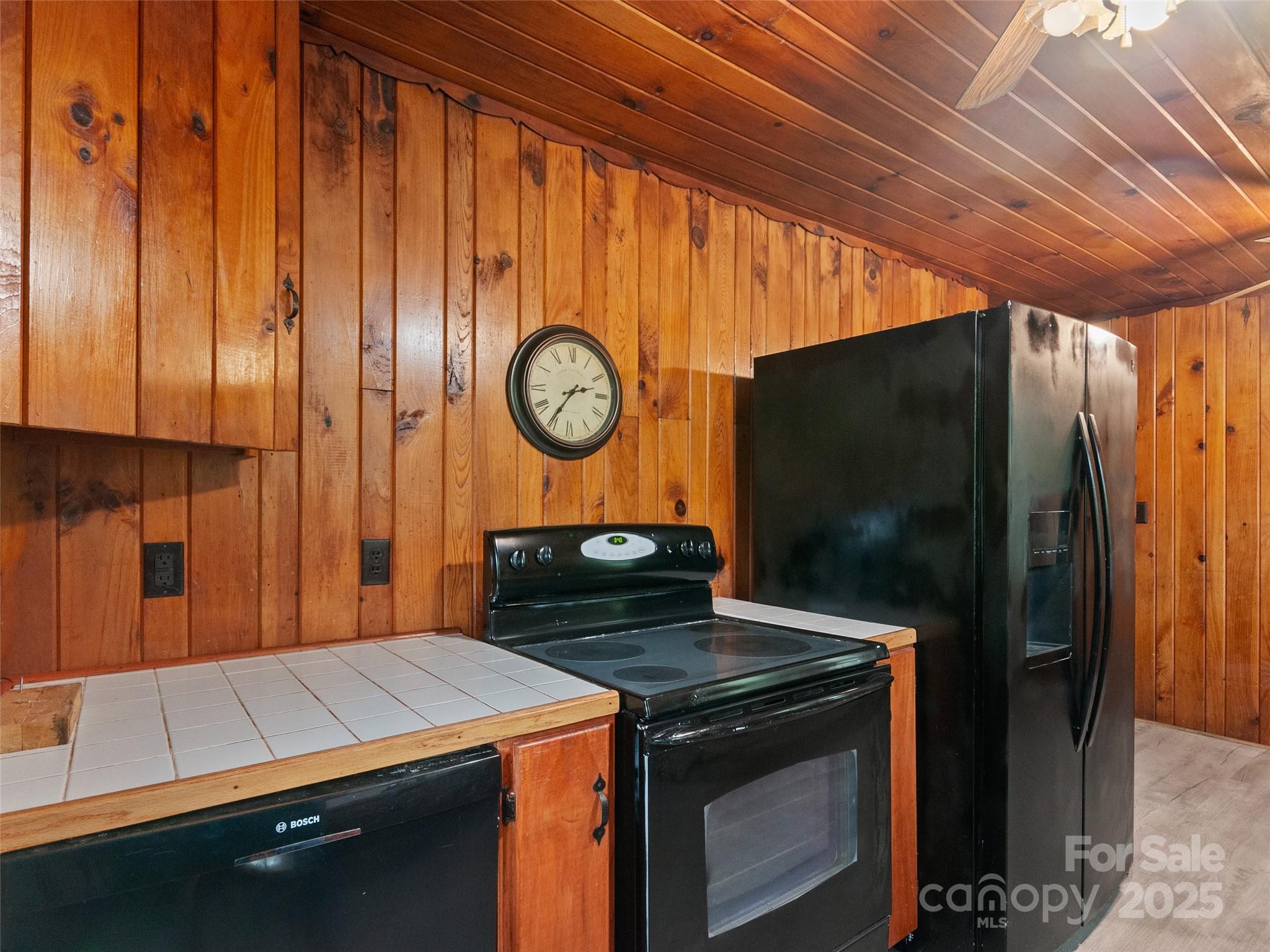 49 Caring Place Loop
