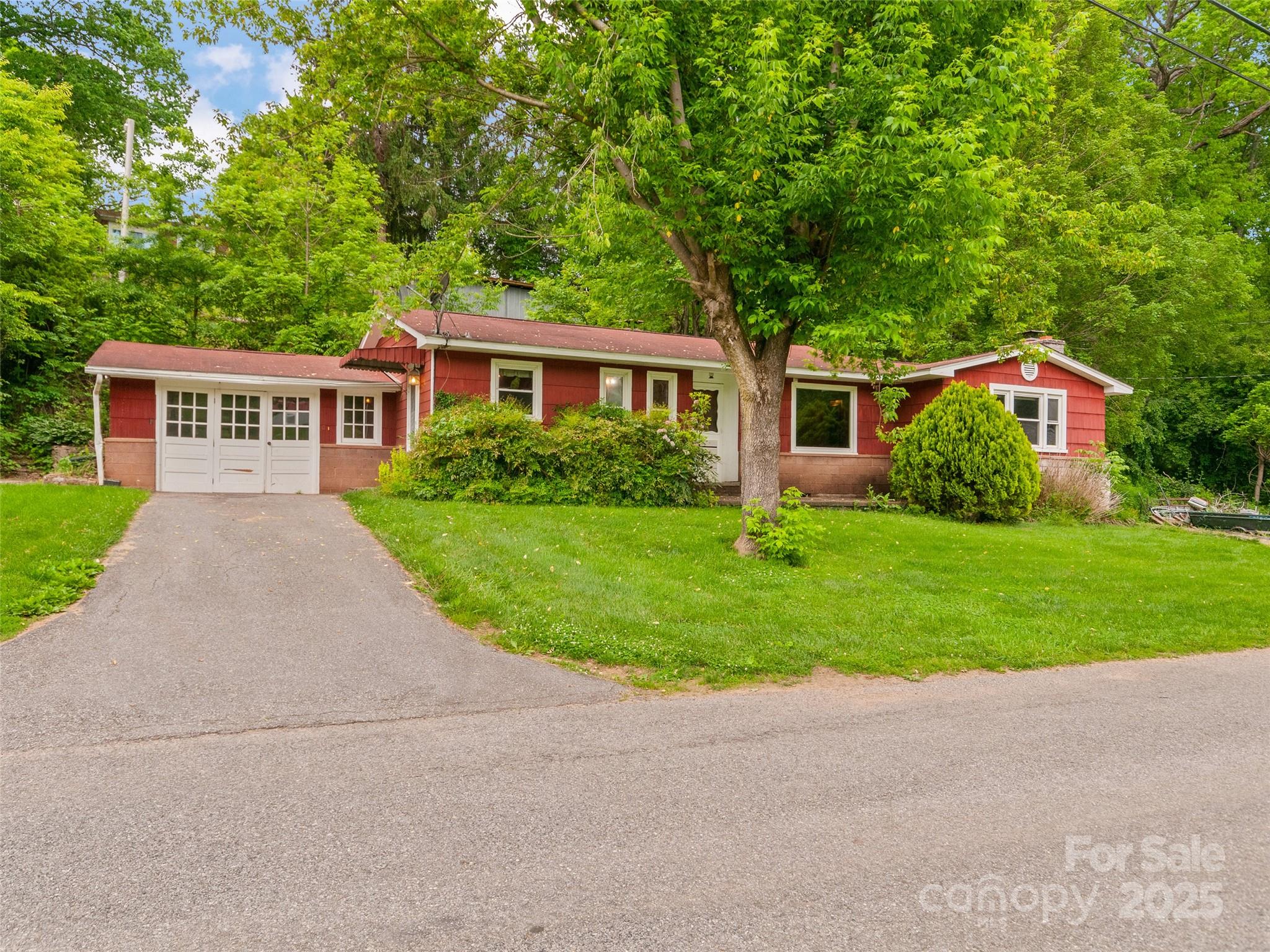 49 Caring Place Loop