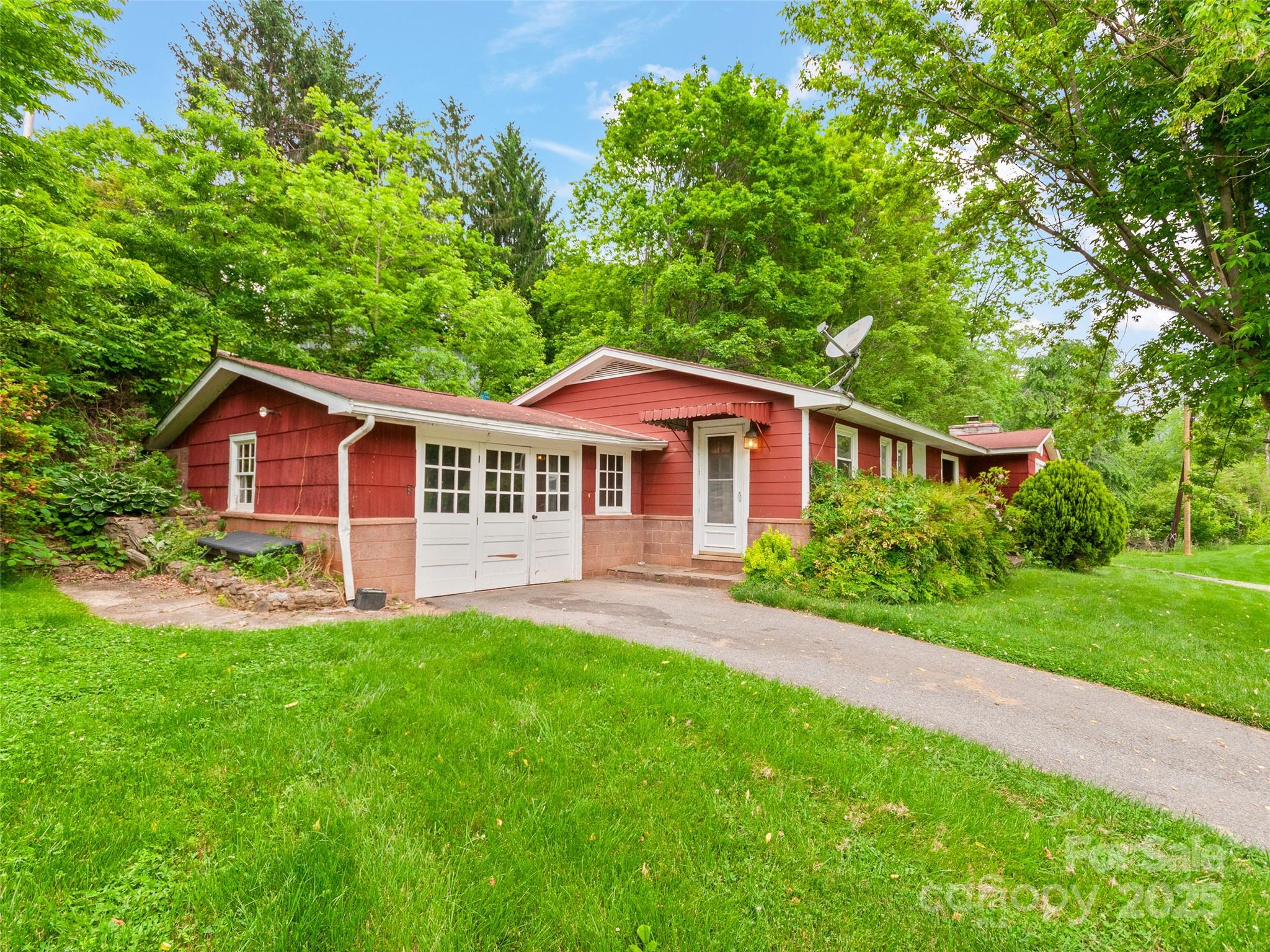 49 Caring Place Loop