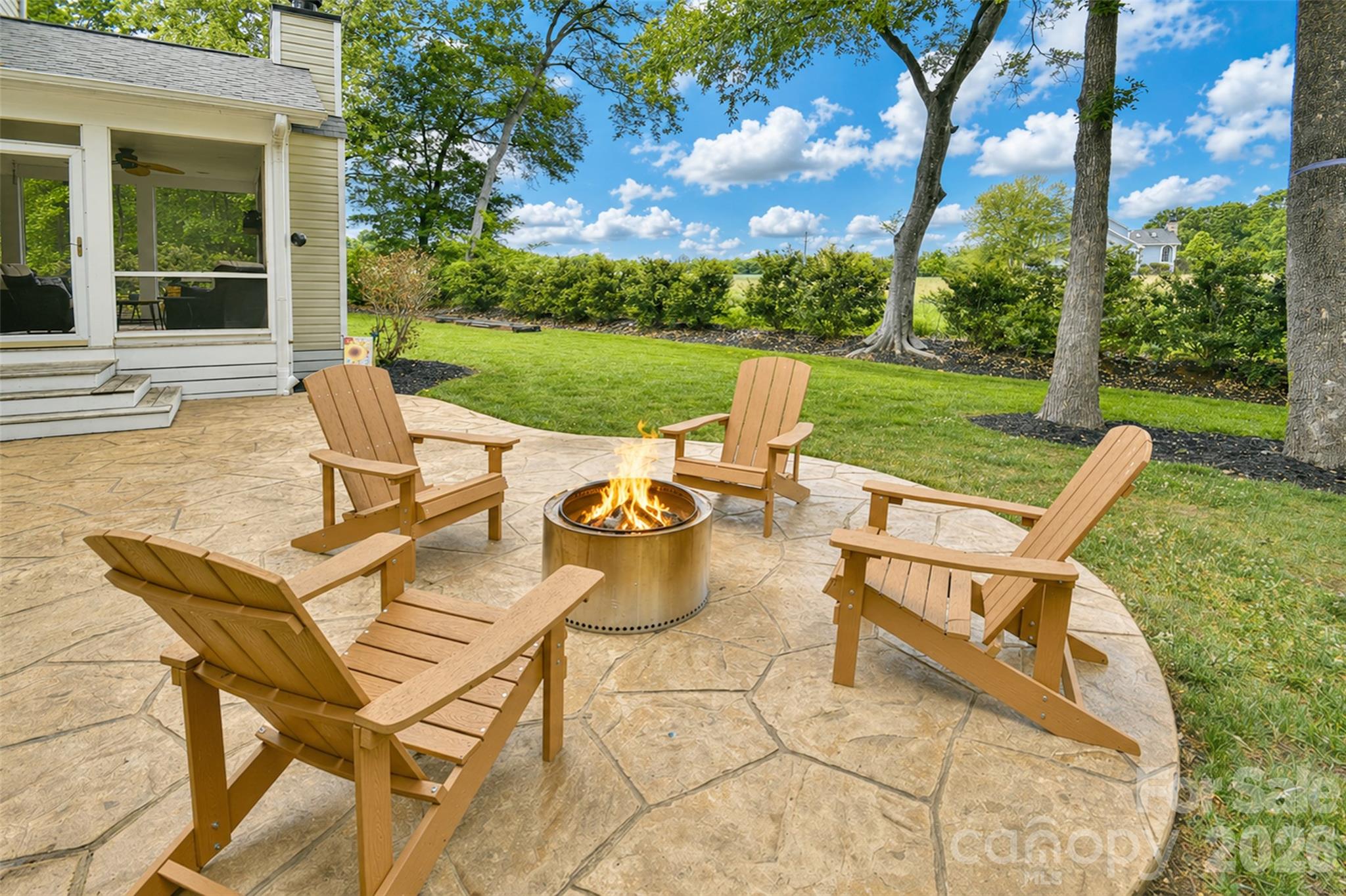 Carolando - Residential
