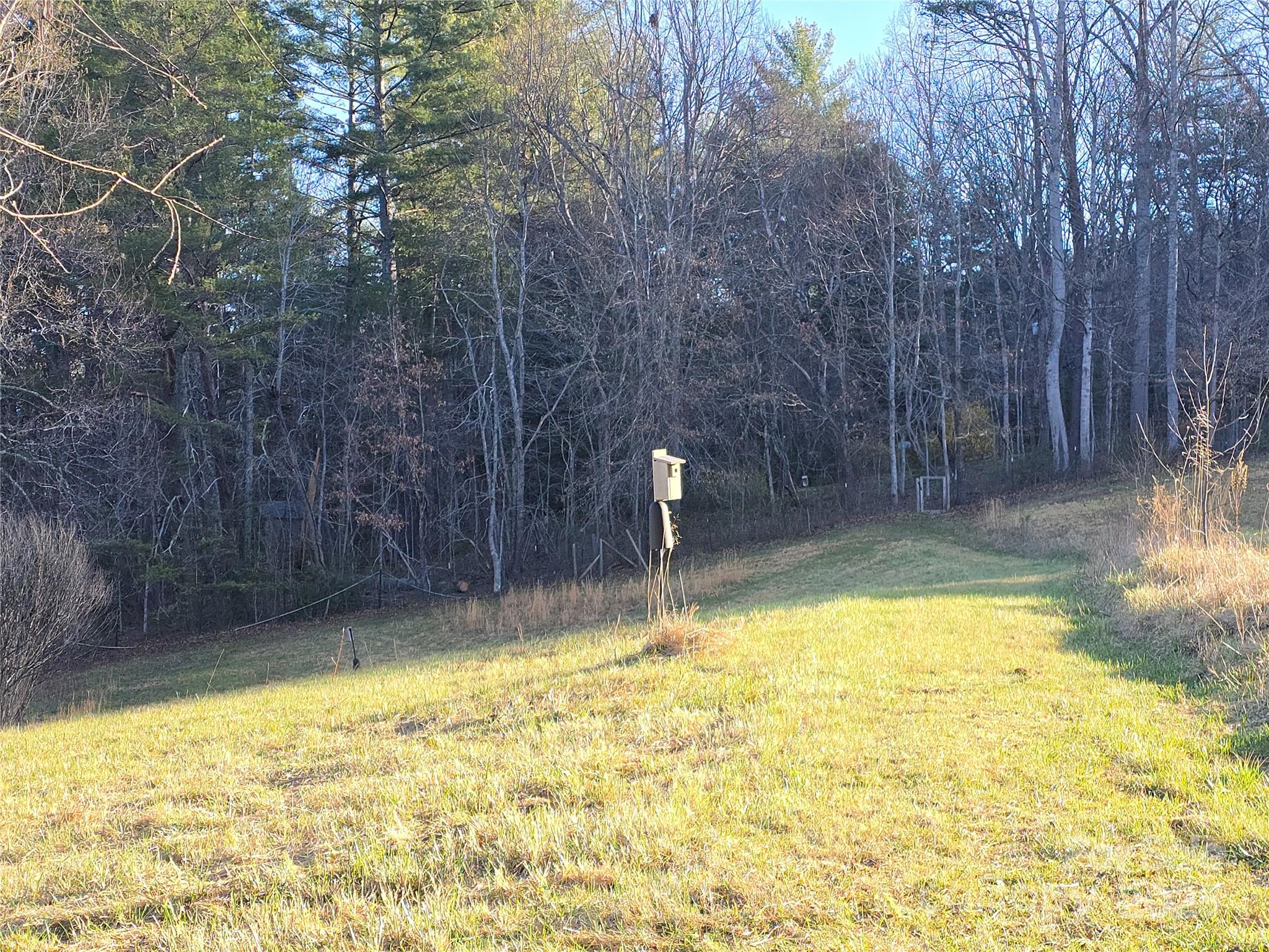 14 Woods Road