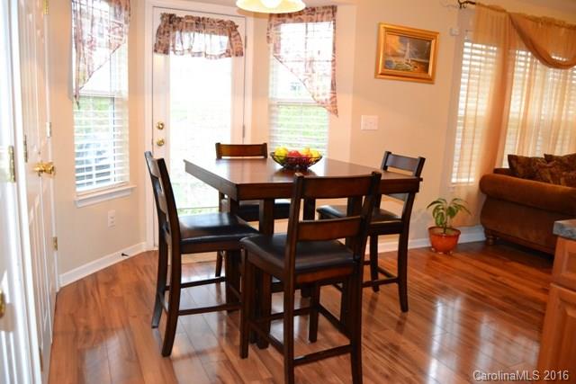 Longview Oaks - Residential