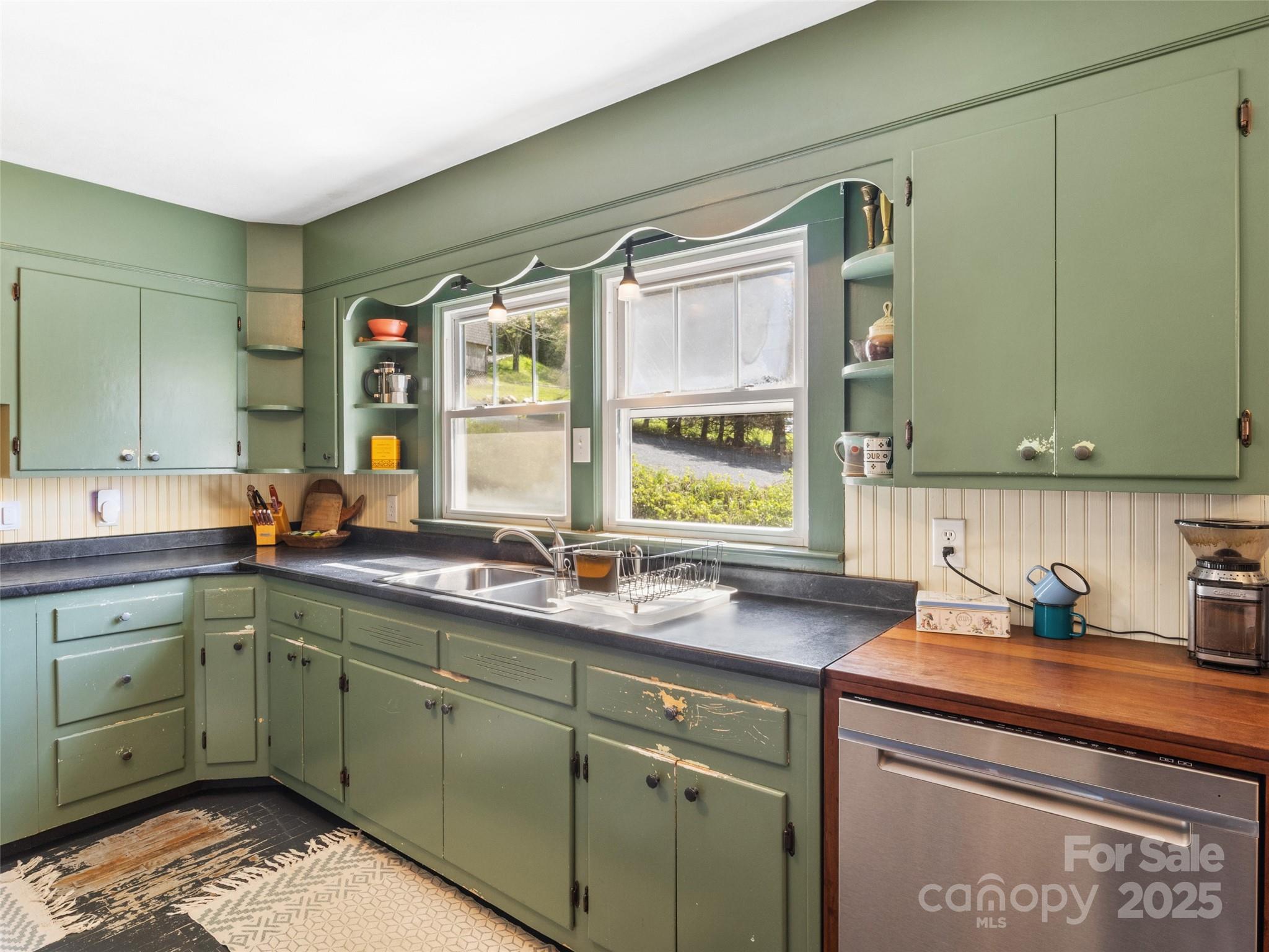 Forest Hills - Residential