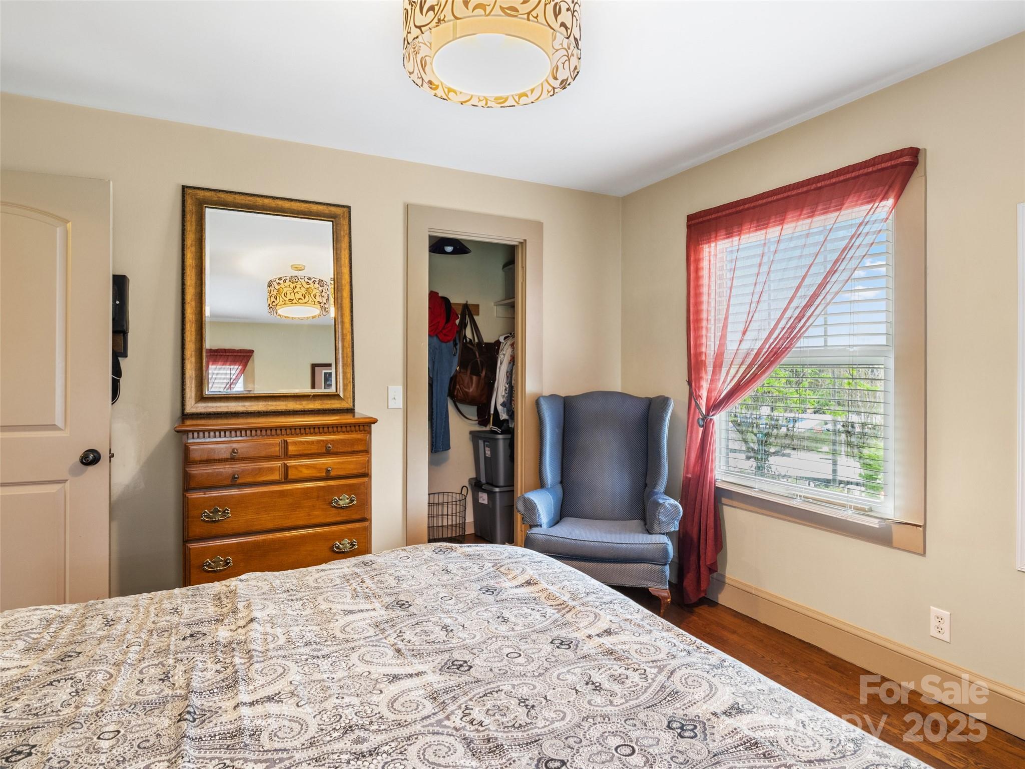 Forest Hills - Residential