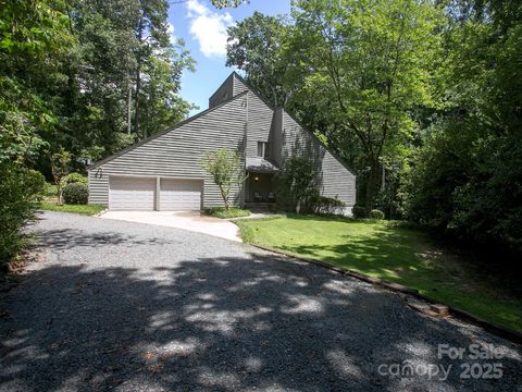 Photo of 10401 Andiron Drive, Matthews, NC 28105 (MLS # 4280443)
