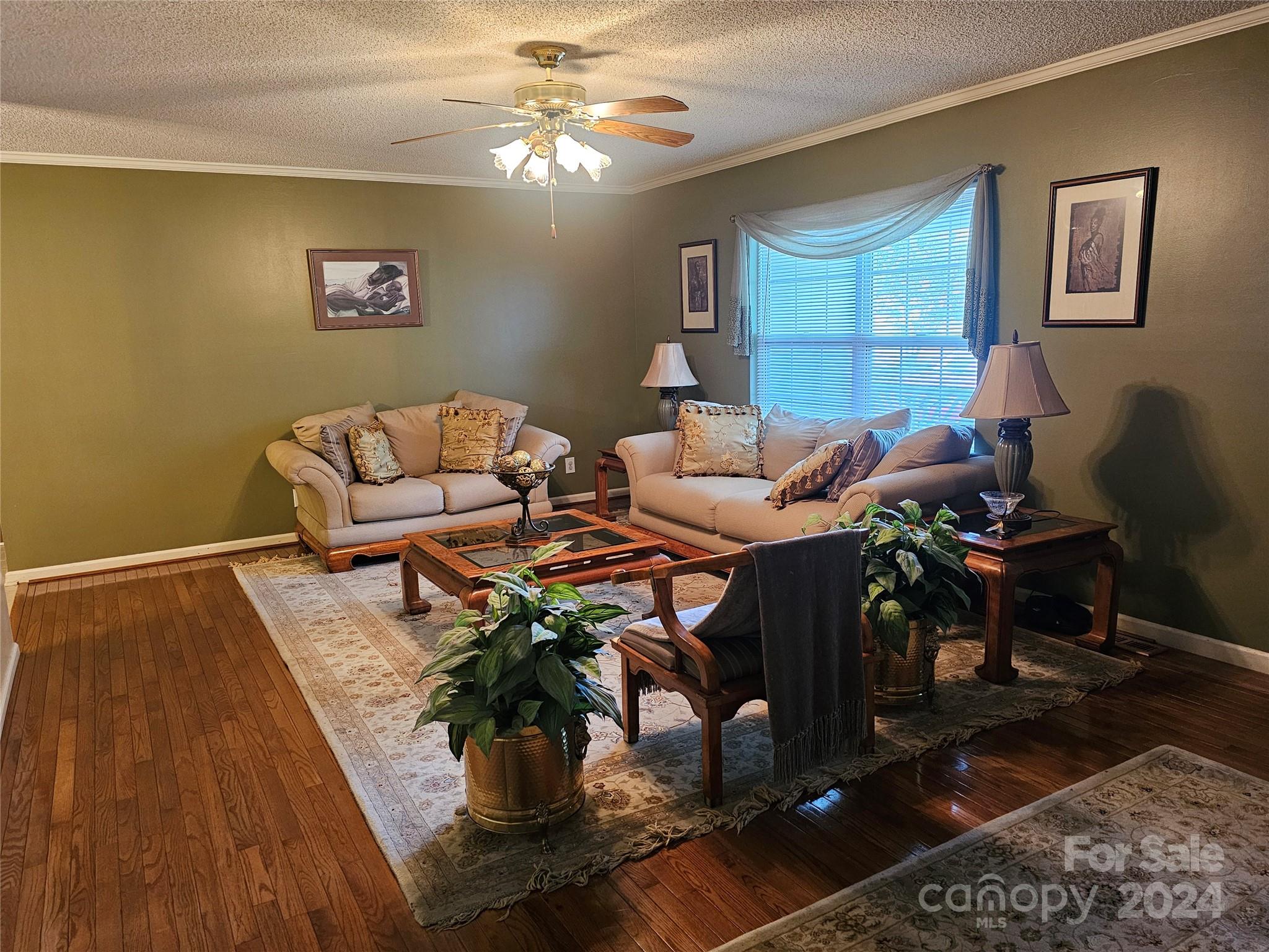 Brentwood Acres - Residential