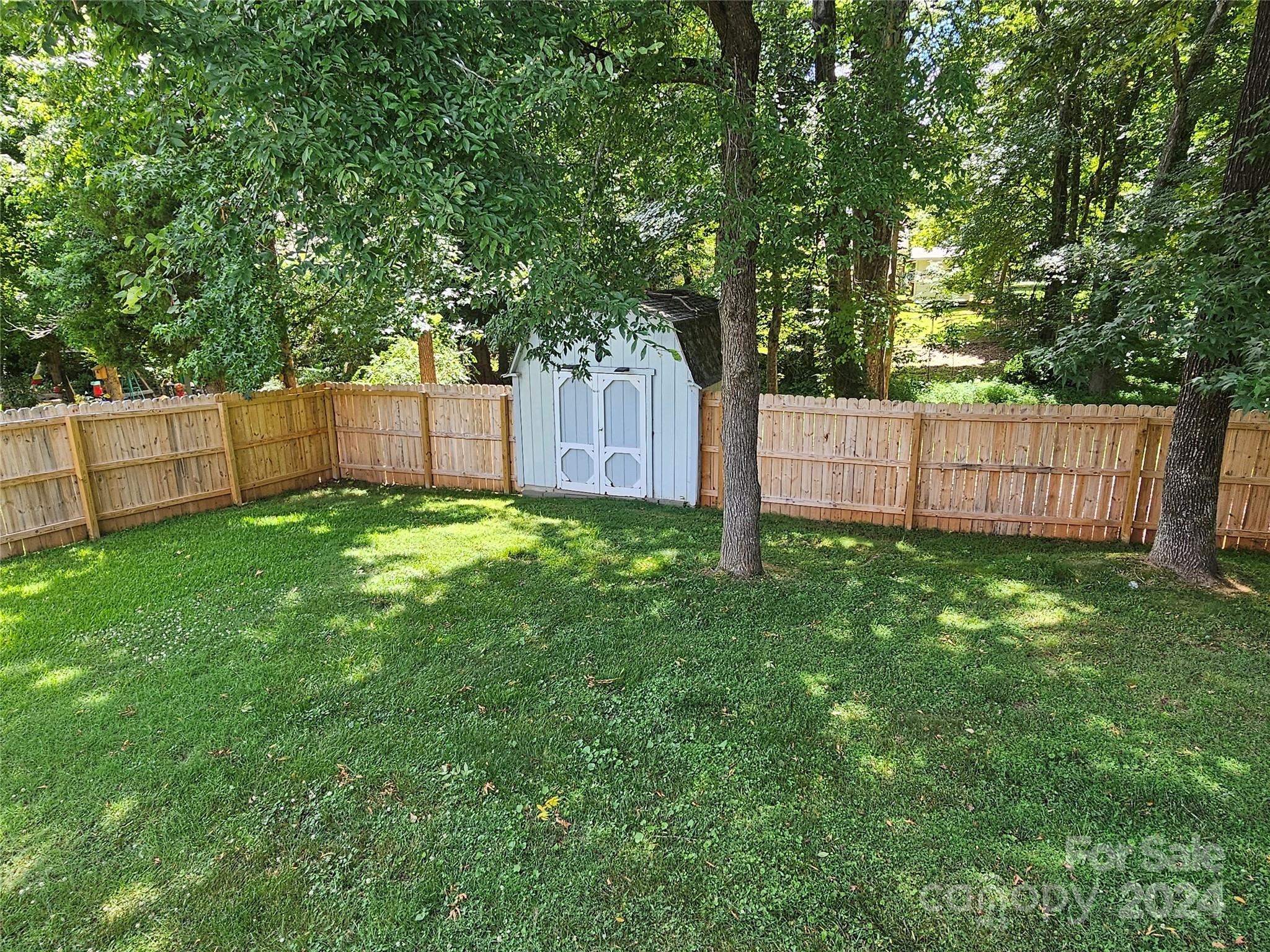 Brentwood Acres - Residential