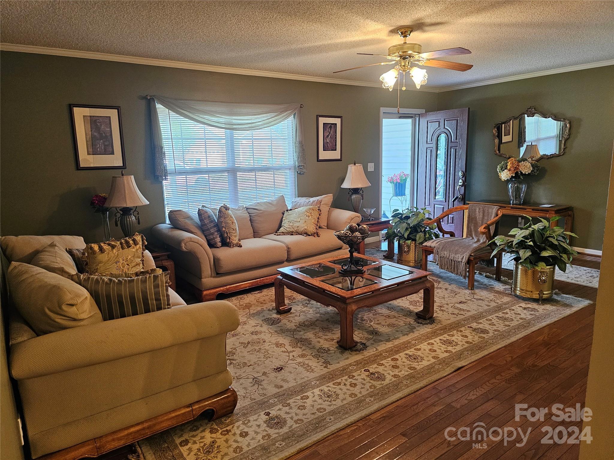 Brentwood Acres - Residential