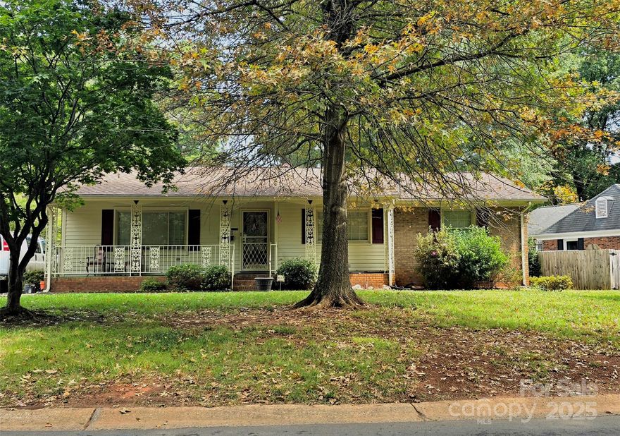 INVESTOR OPPORTUNITY ONLY – Tenant in Place Until July 2027
This traditional  ranch offers a solid floor plan with plenty of potential for future updates. The home features three bedrooms, hardwood flooring, and generous living spaces including a living room, family room, and dining room—perfect for flexible use. A large mudroom with laundry sink adds convenience, while the spacious backyard includes a large patio ideal for outdoor enjoyment.  Granite counters, new kitchen floor, new white cabinet doors and drawers.
Investor Alert – Income Property with Tenant in Place Through 2027!