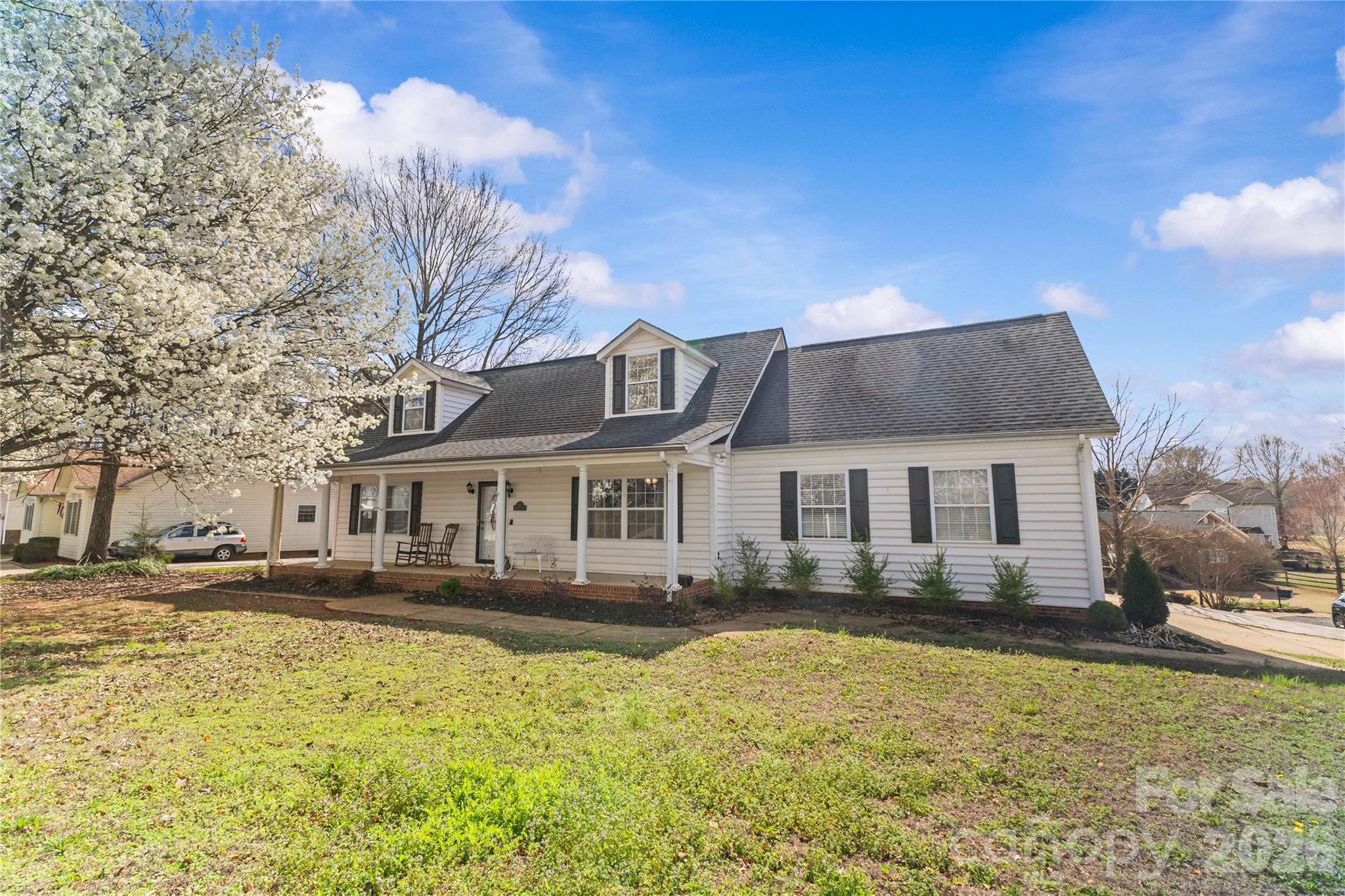 113 Heather Glen Lane