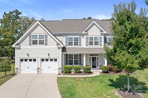 3782 Cragganmore Court Charlotte NC 28215