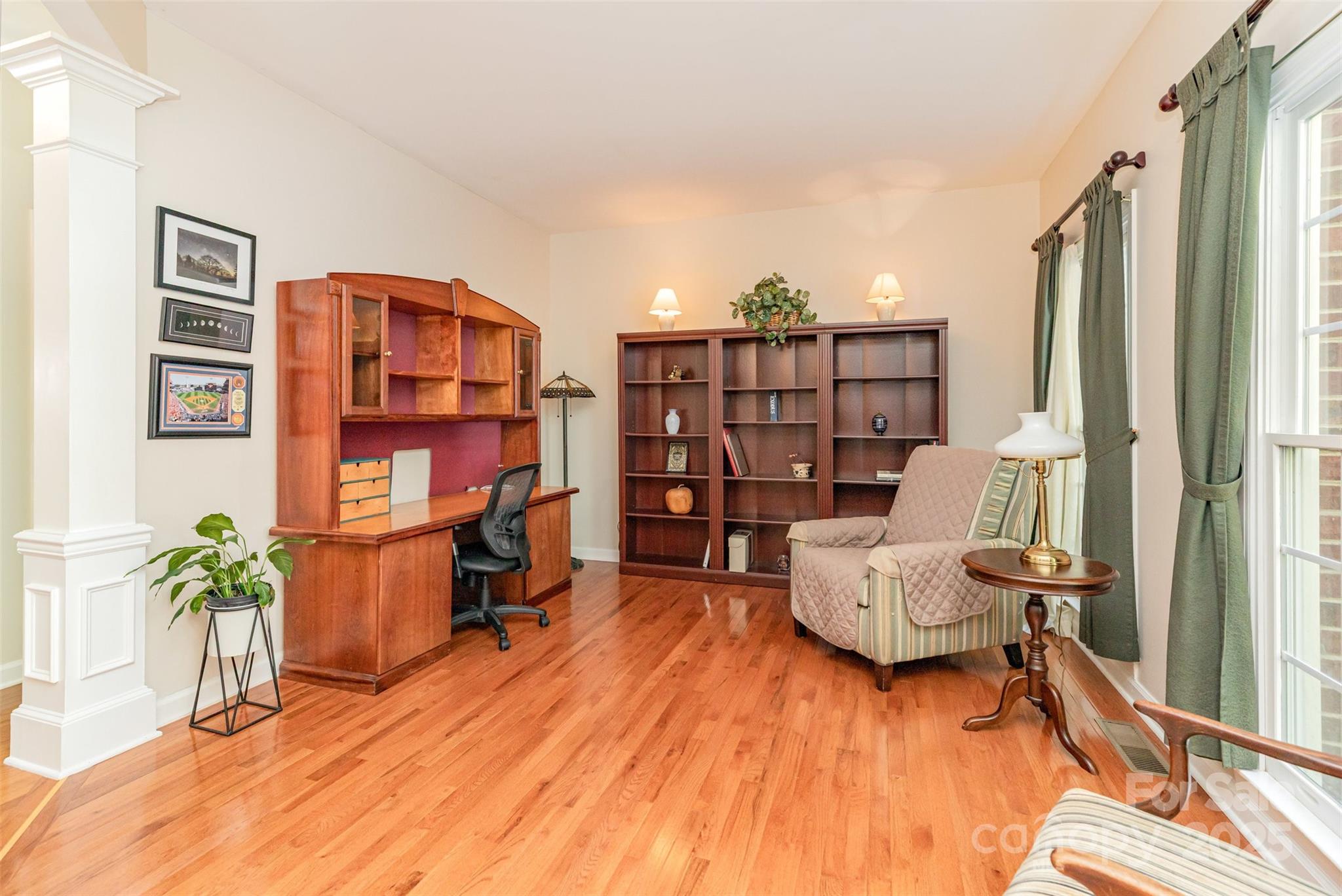 8437 Kilmartin Lane