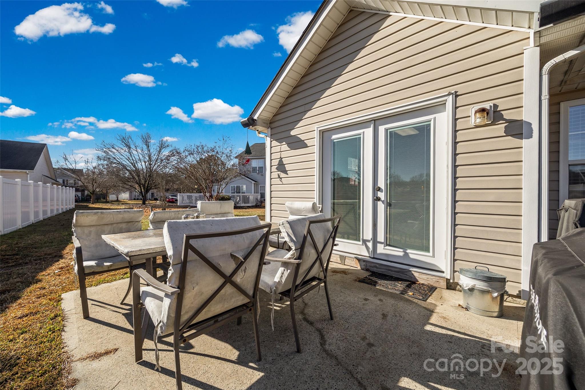 River Oaks - Residential