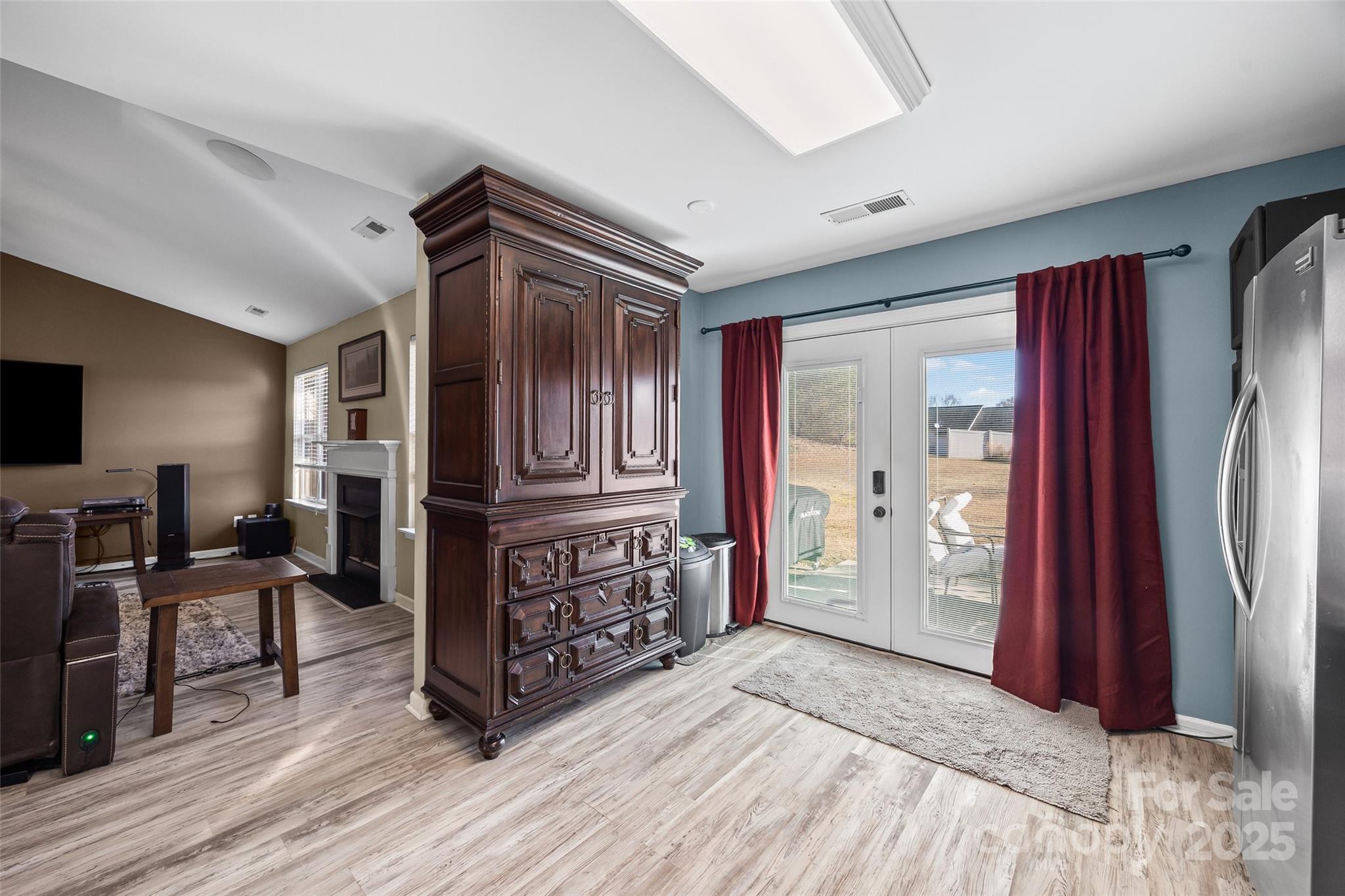 River Oaks - Residential