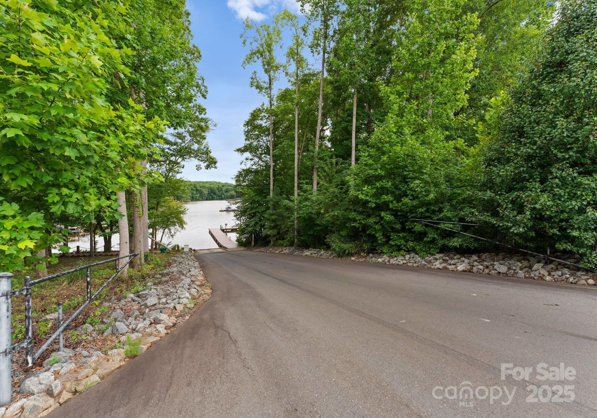 The Vineyards on Lake Wylie - Residential