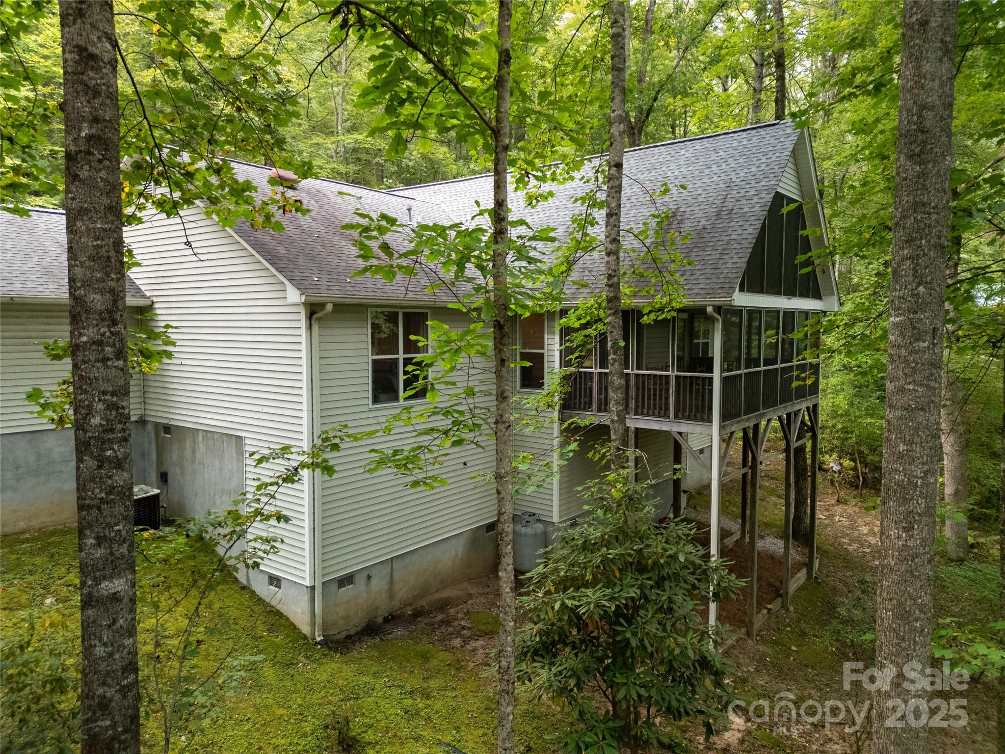 Country Club Estates - Residential