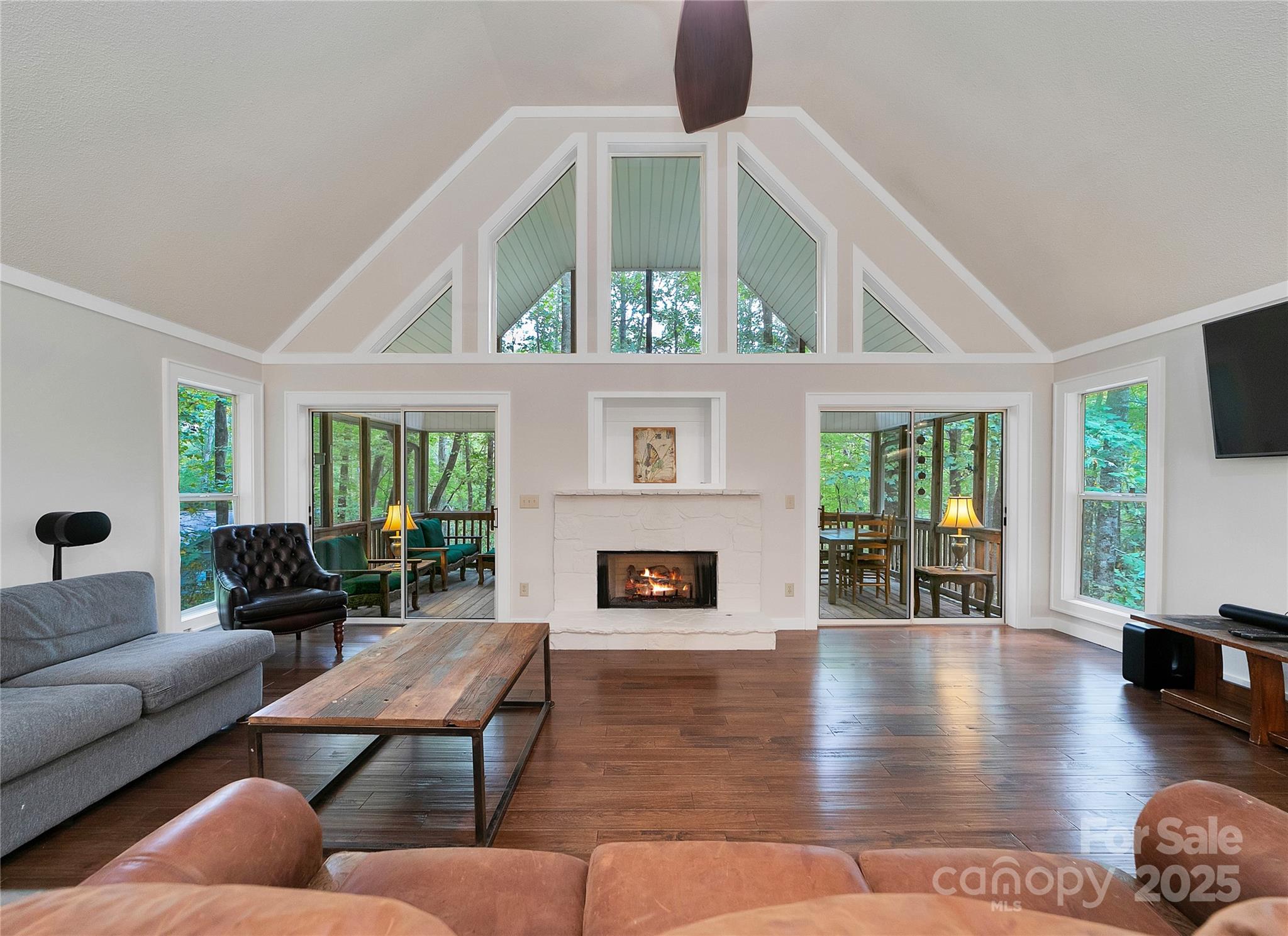 Country Club Estates - Residential