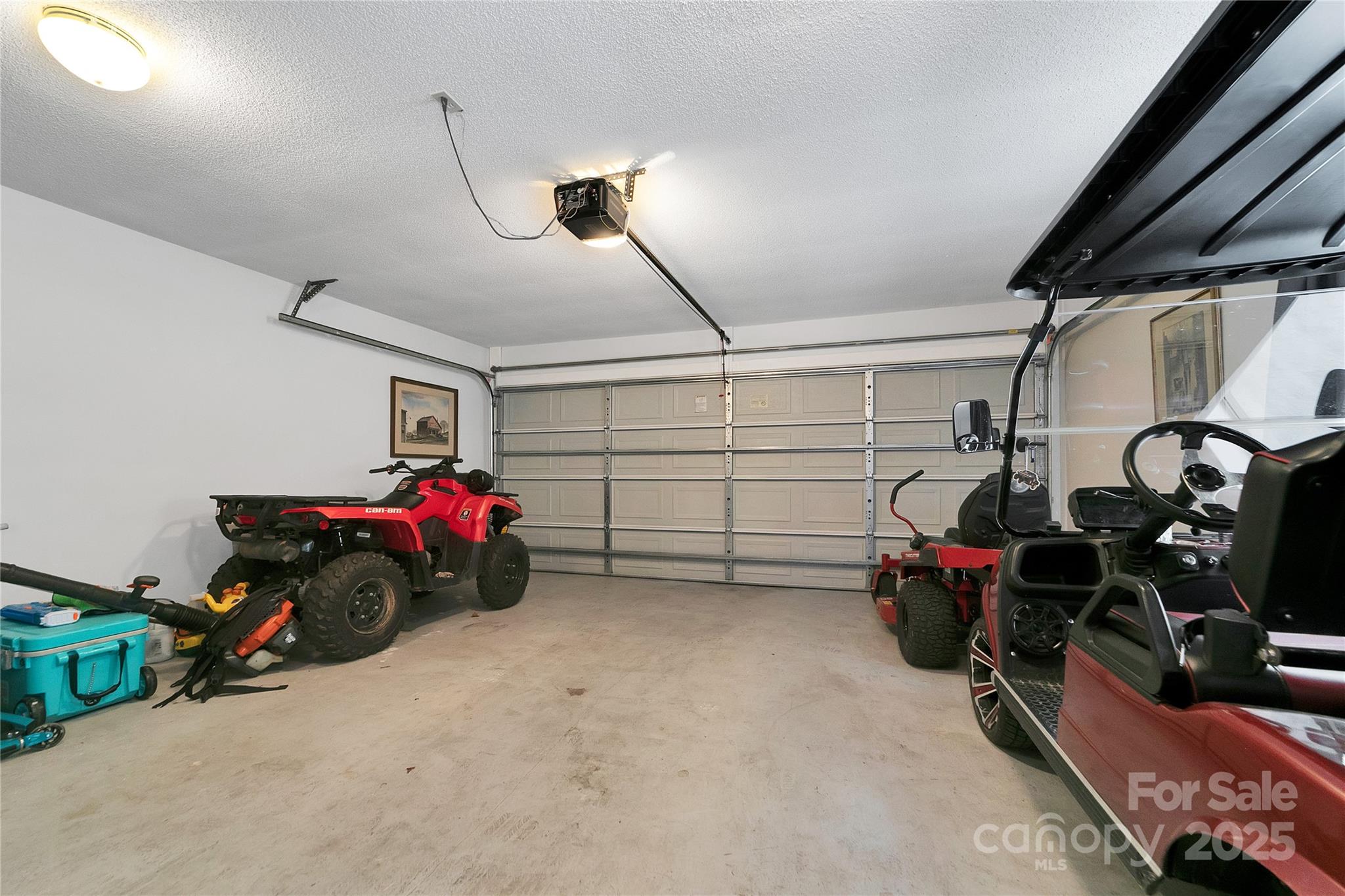 Country Club Estates - Residential