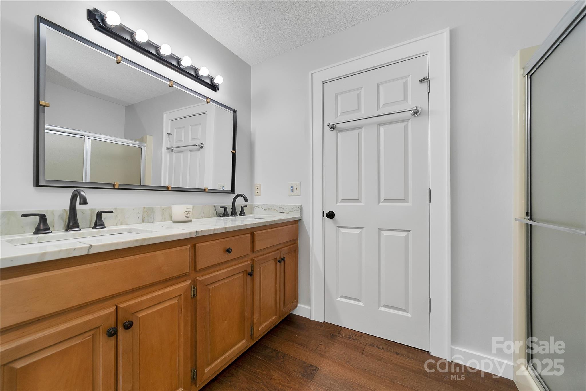 Country Club Estates - Residential