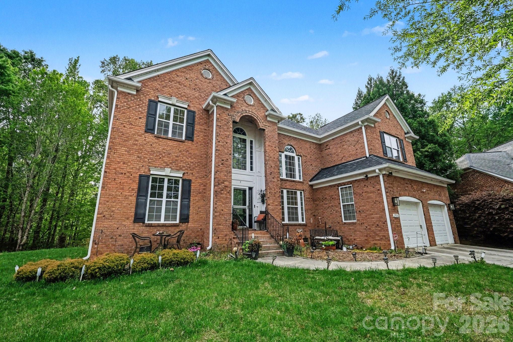 2516 River Oaks Drive