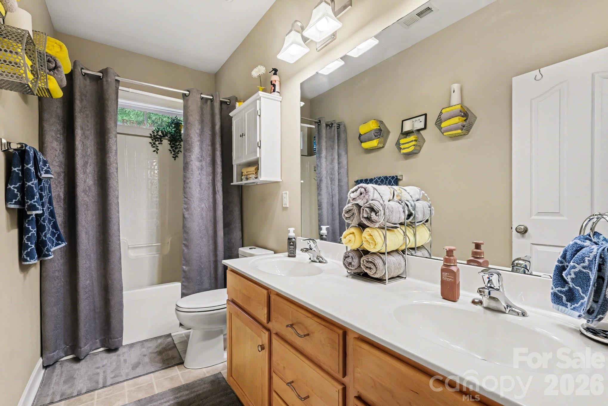 Barrington Oaks - Residential