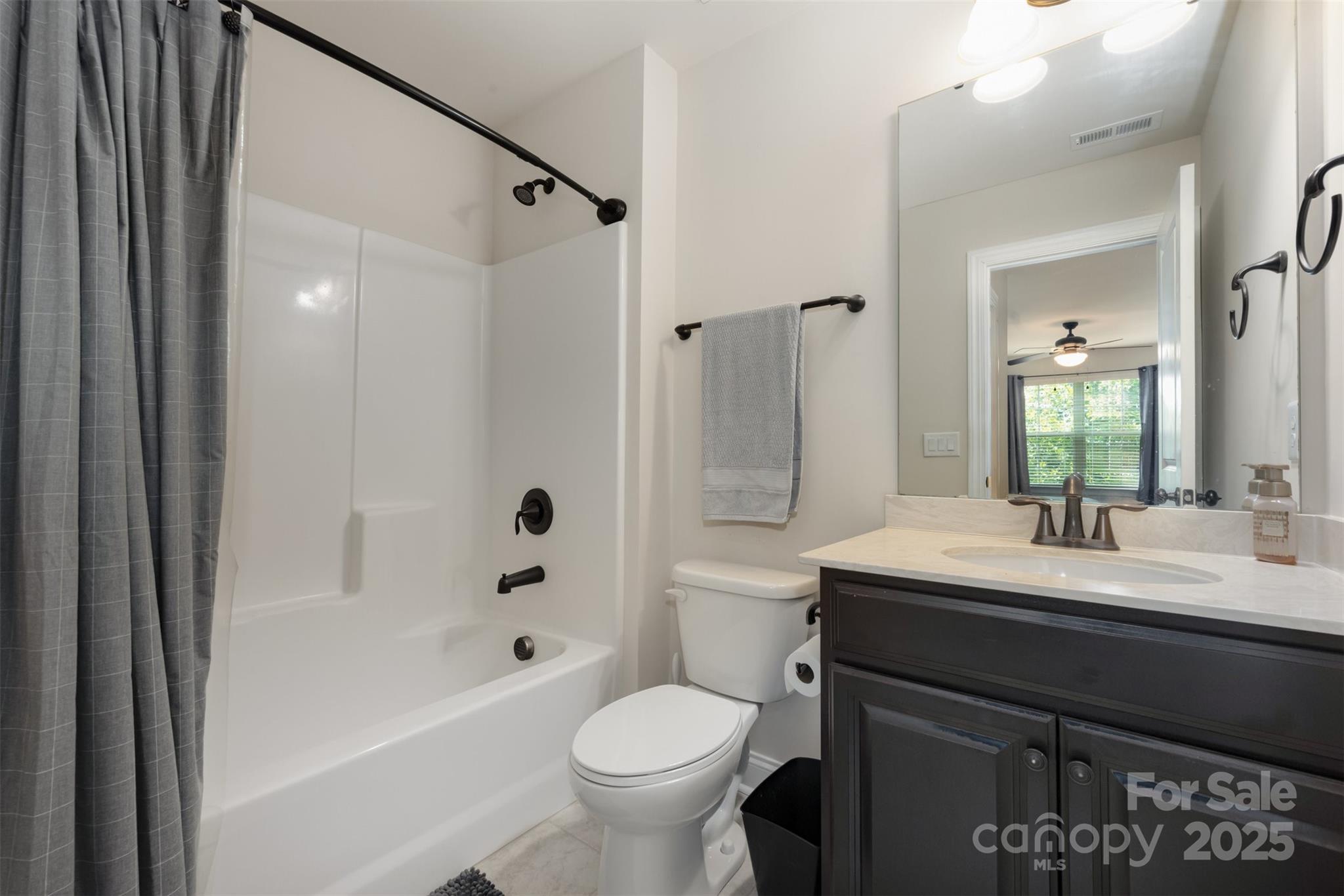 Oakland Pointe - Residential