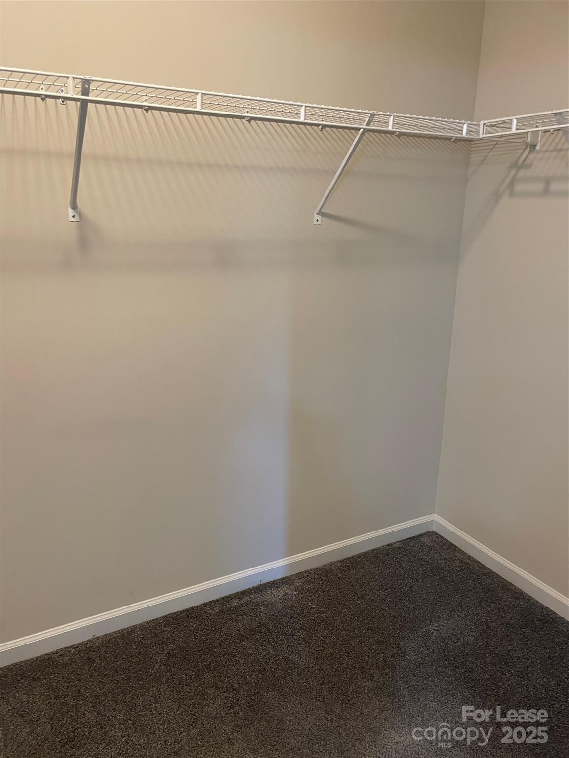 Hunters Crossing - Residential Lease