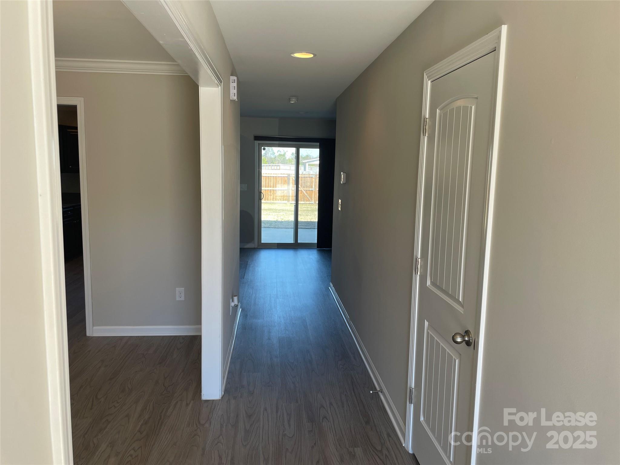 Hunters Crossing - Residential Lease