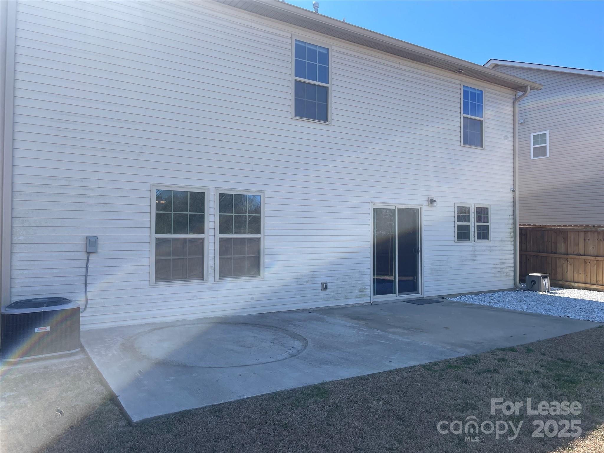 Hunters Crossing - Residential Lease