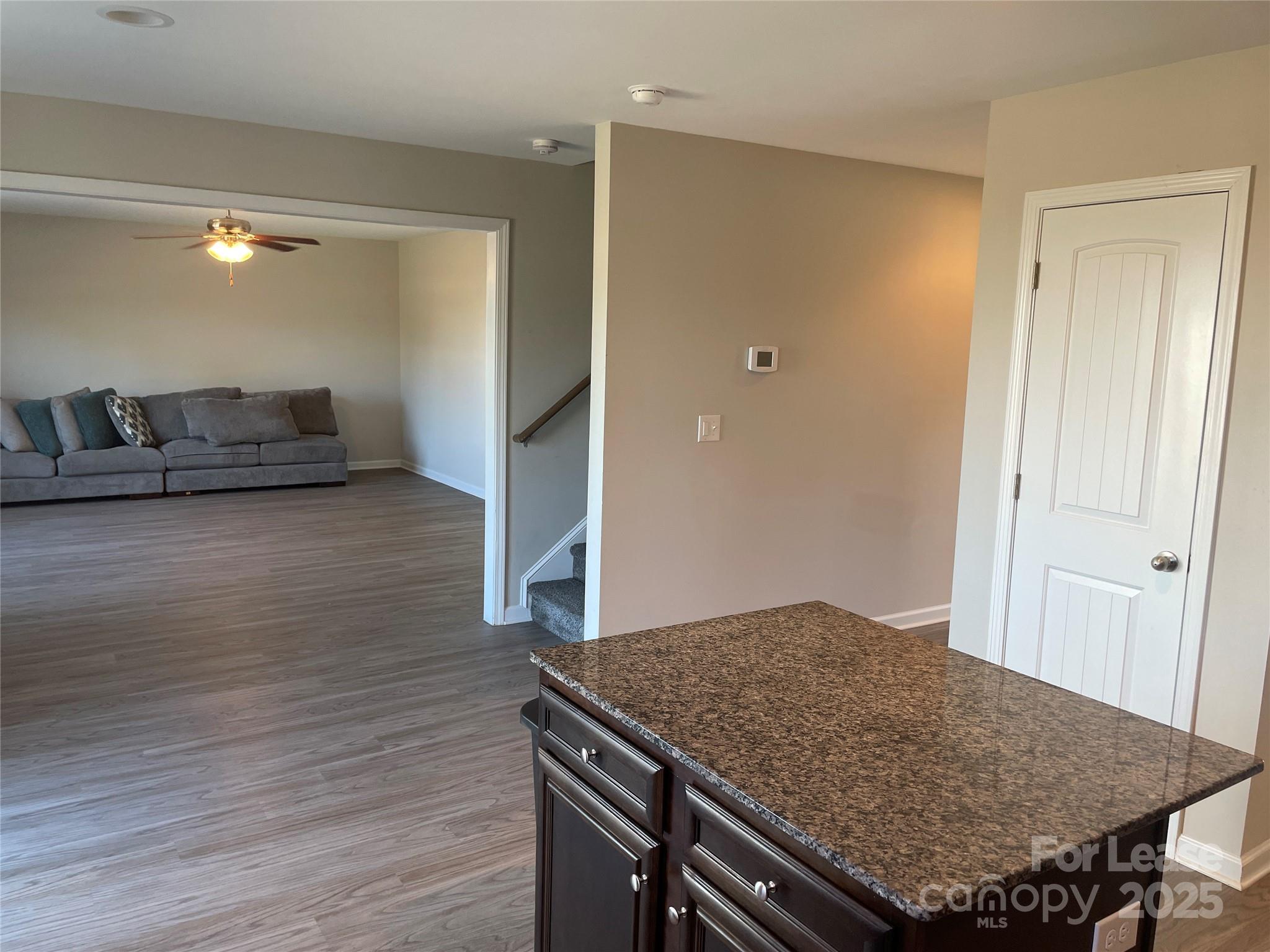 Hunters Crossing - Residential Lease