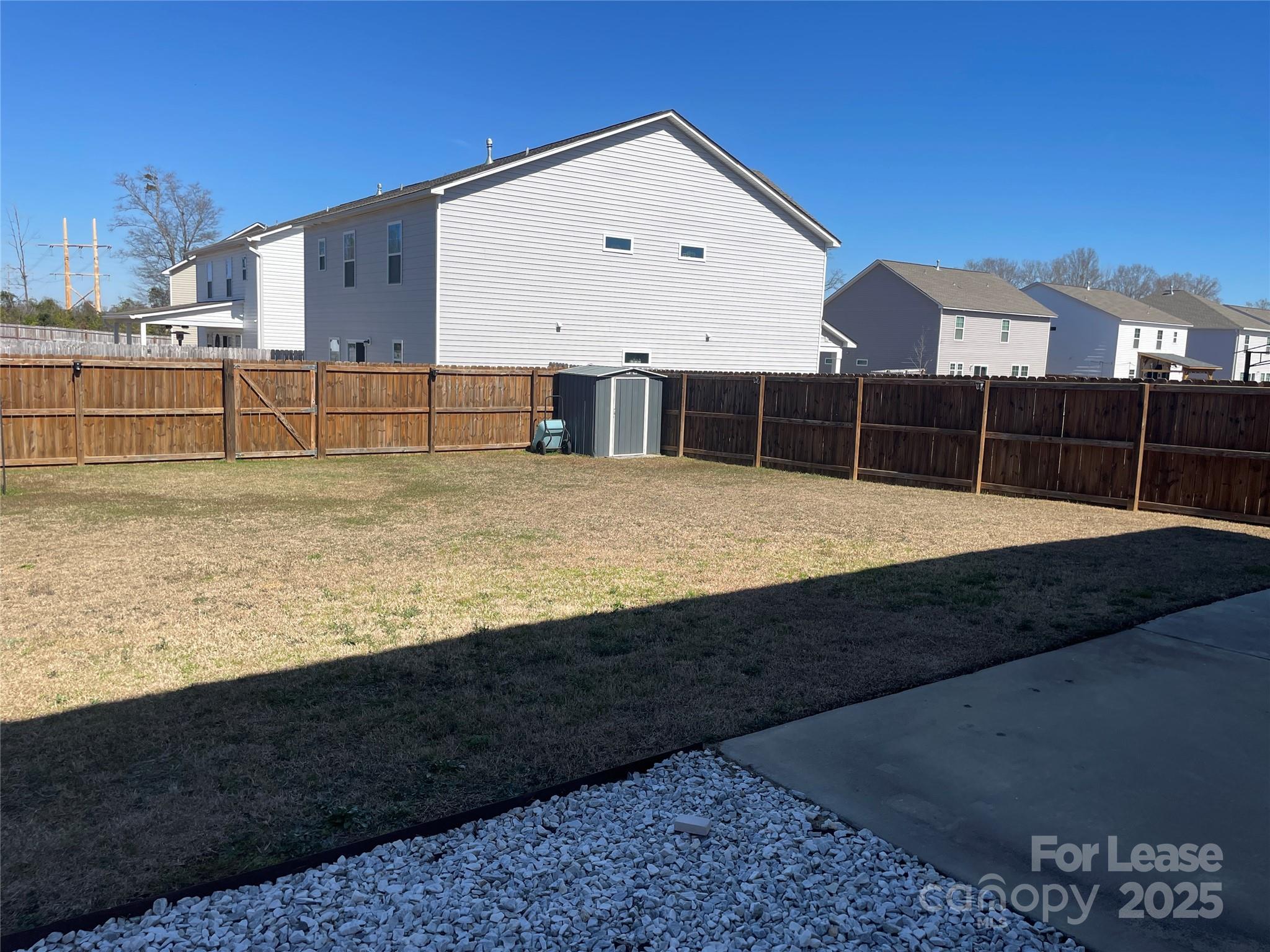 Hunters Crossing - Residential Lease